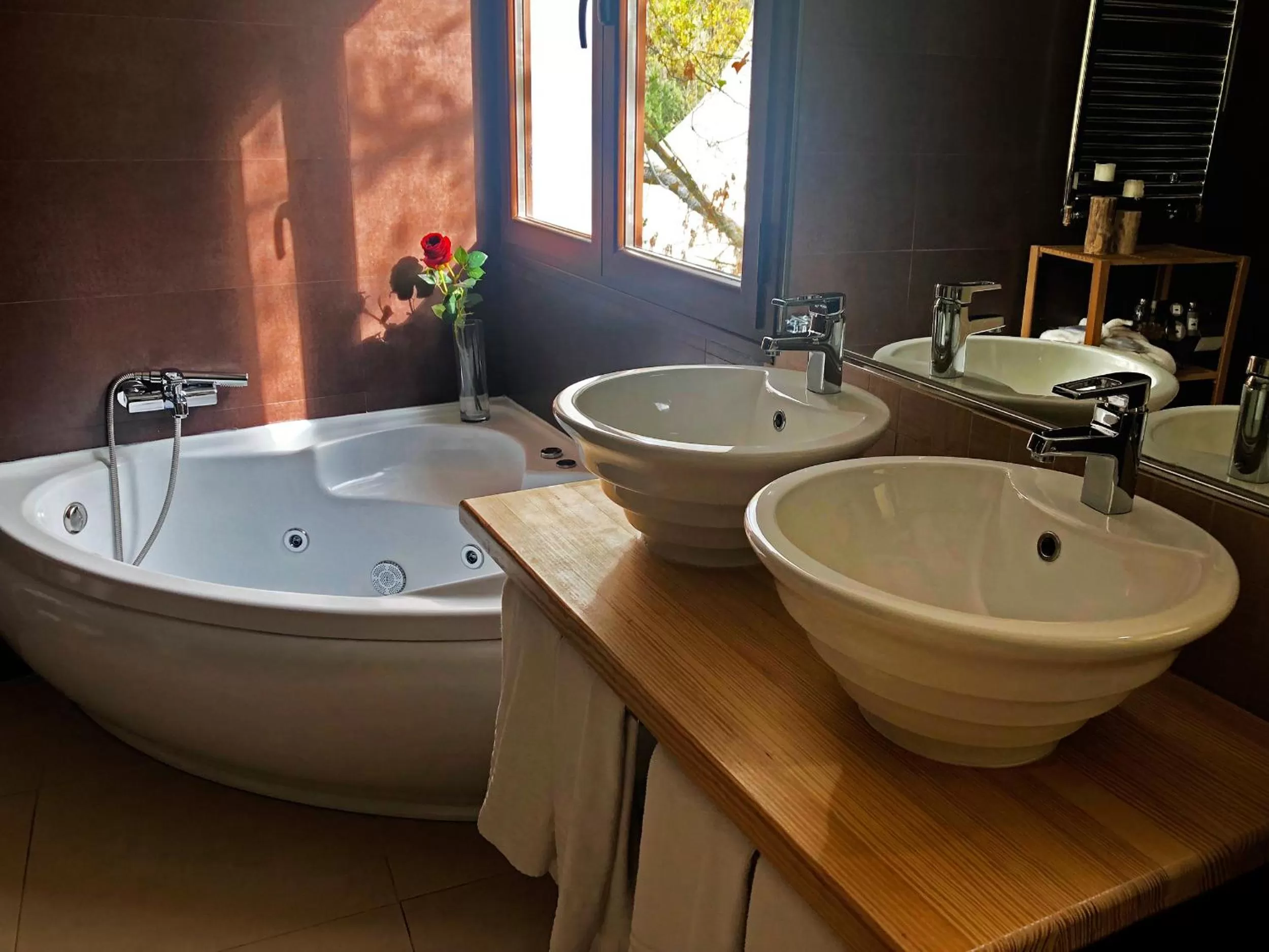 Bathroom in Hotel Resort Cueva del Fraile