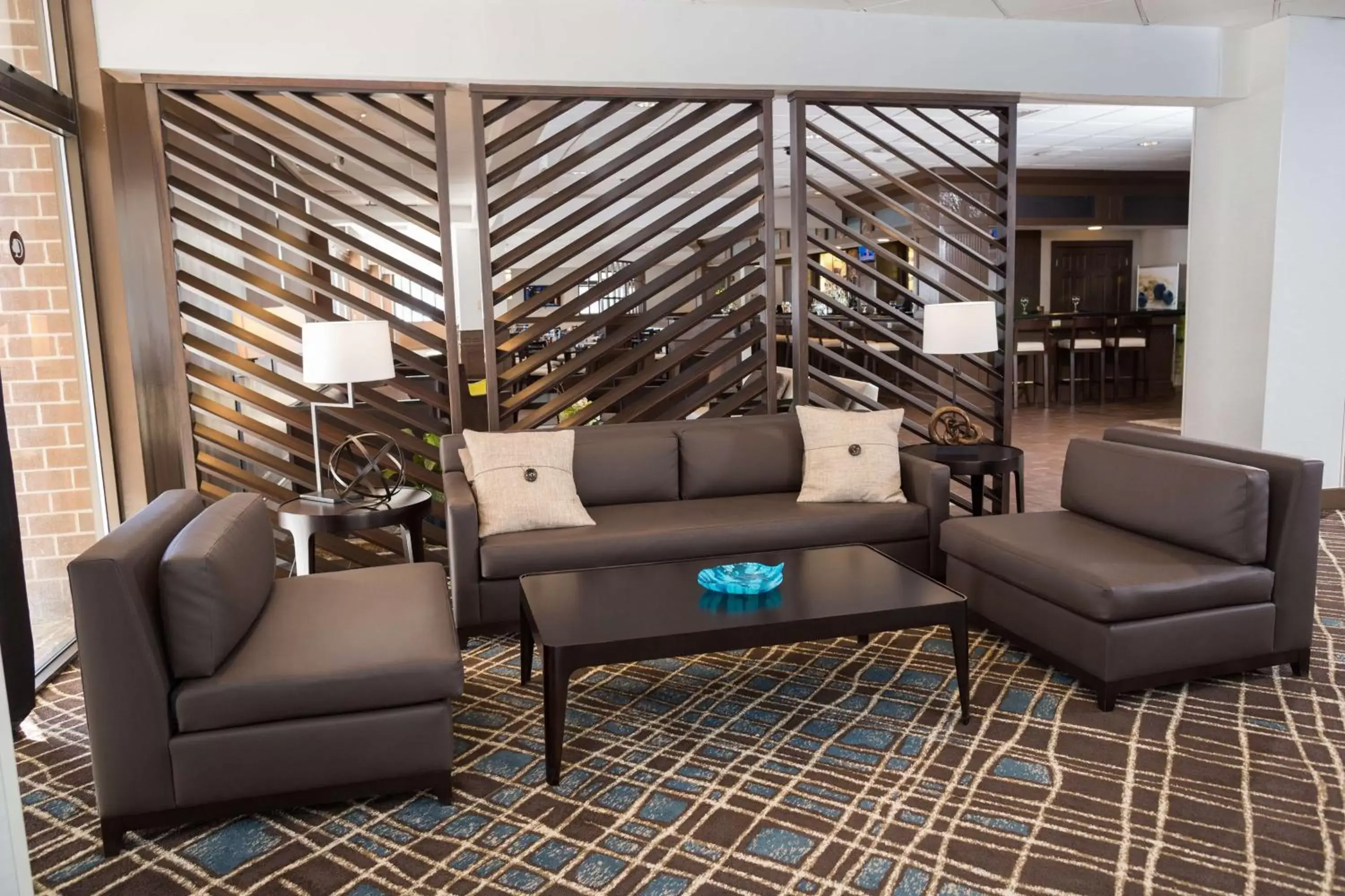 Lobby or reception, Seating Area in DoubleTree by Hilton Boston/Westborough
