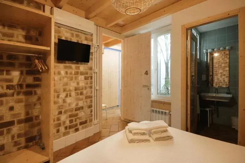 Double Room with Private Bathroom in B&B Sant Pol - Adults Only Double Room with Private Bathroom in B&B Sant Pol - Adults Only
