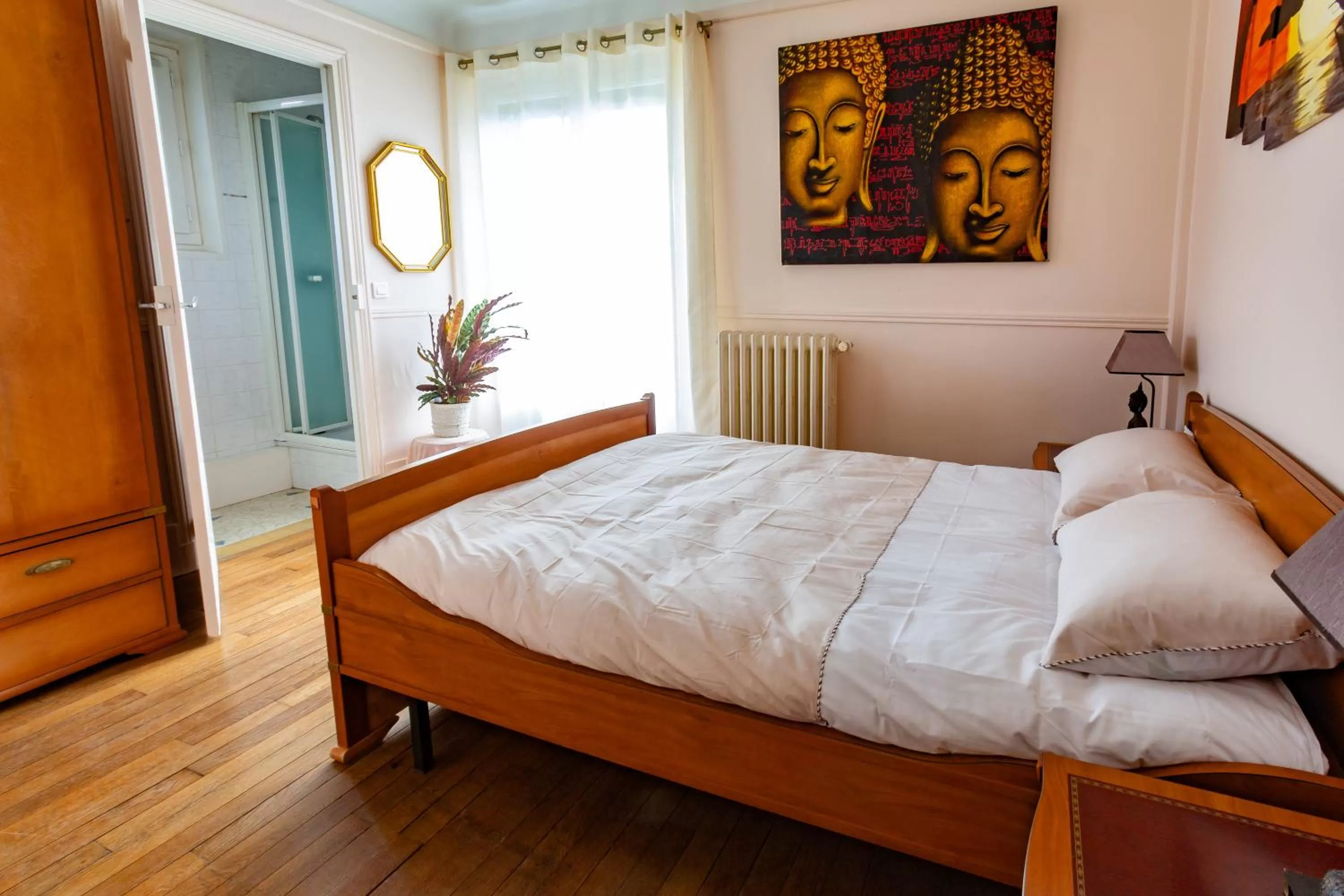 Bed in Apakabar Homestay - proche gare Melun, parking privé, Netflix