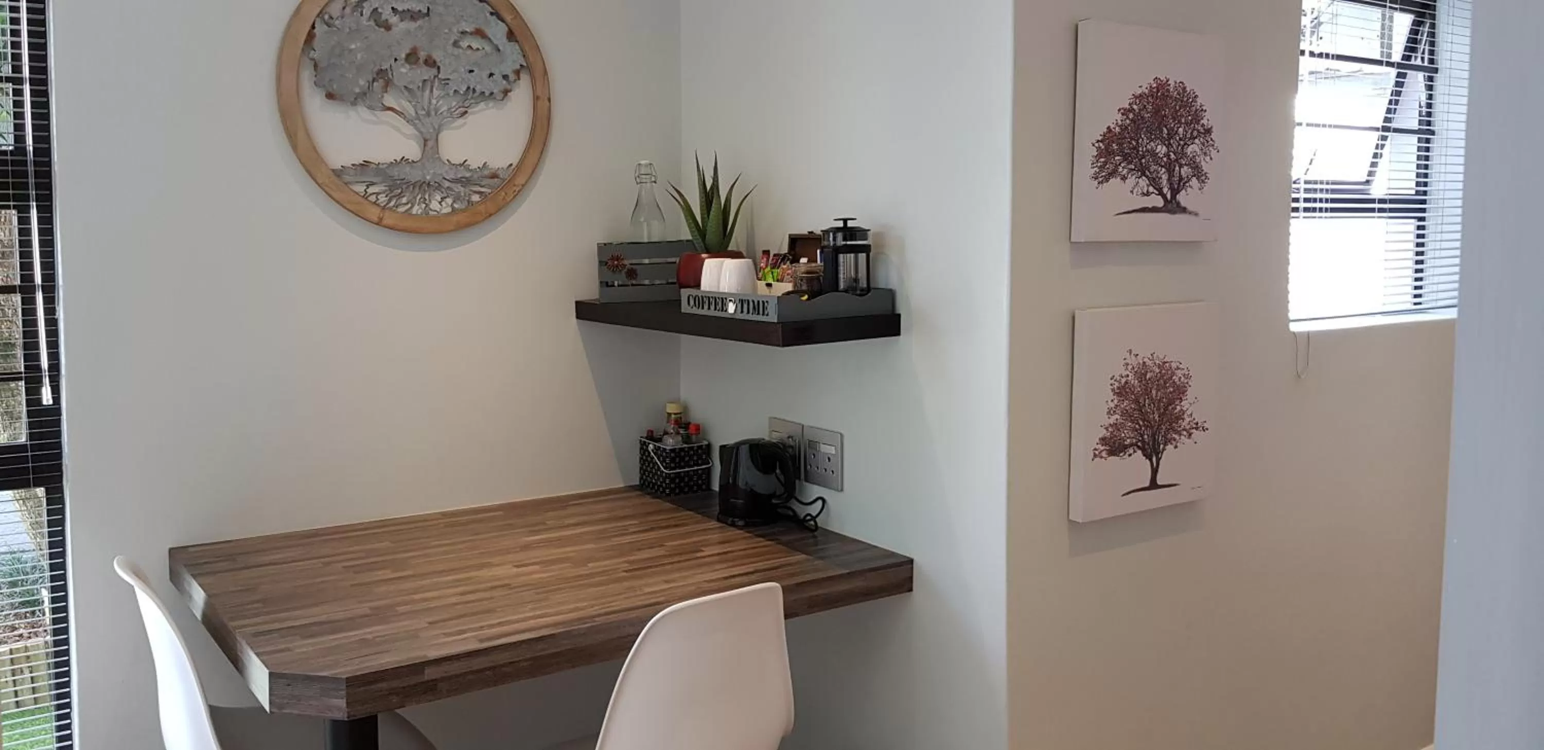 Coffee/tea facilities in The Hillcrest Guesthouse