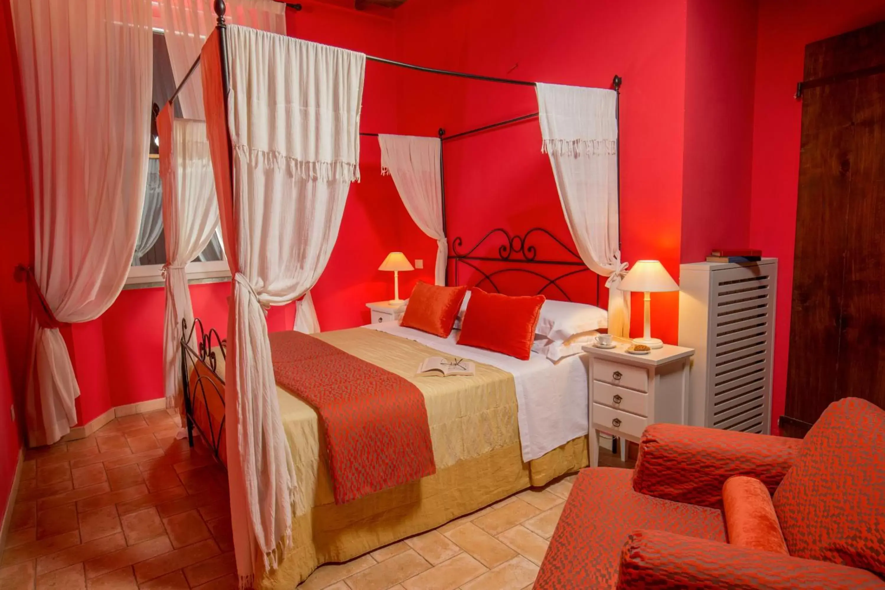 Bed in Boutique Hotel Campo de' Fiori