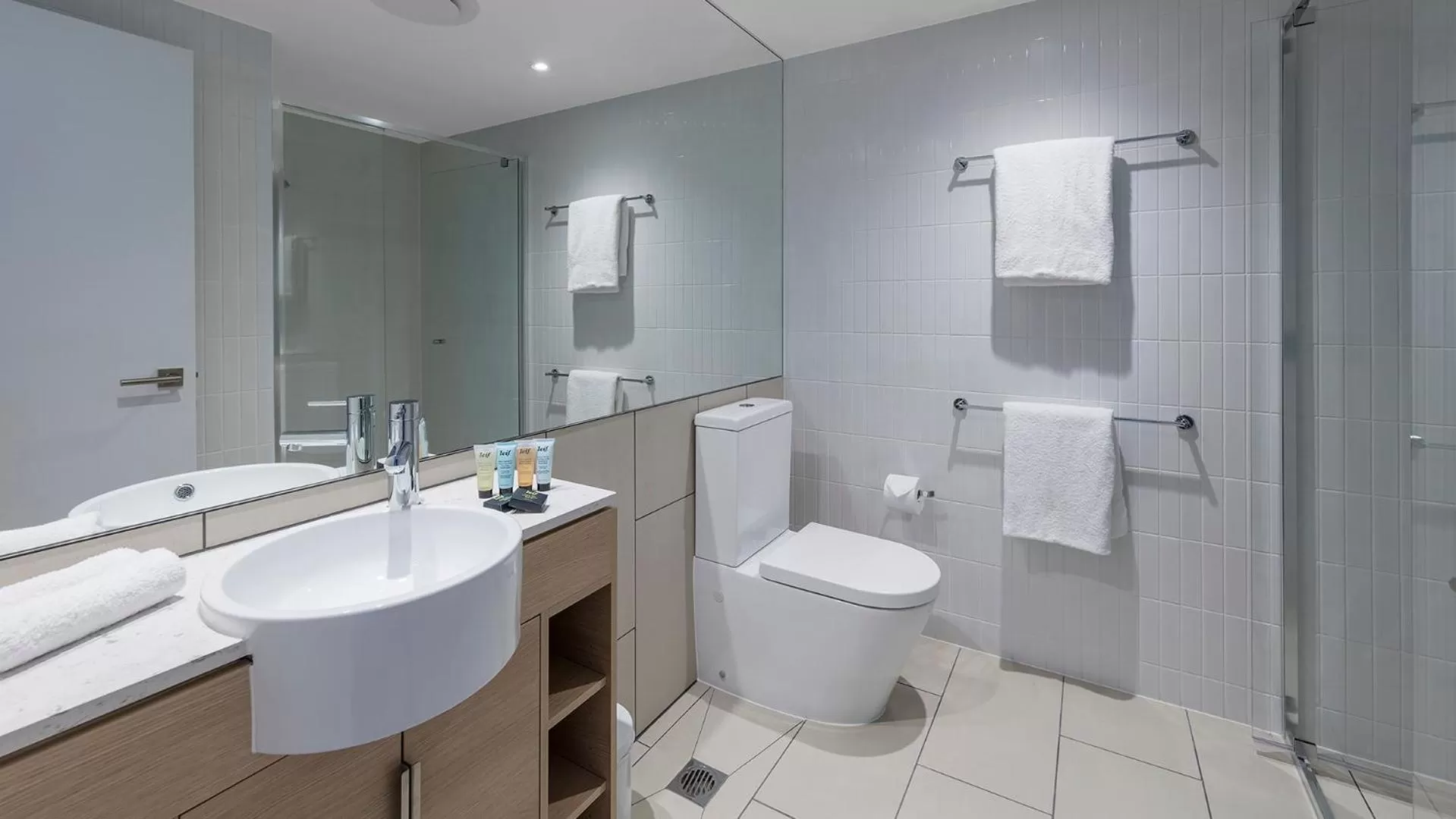 Bathroom in Avani Broadbeach Residences