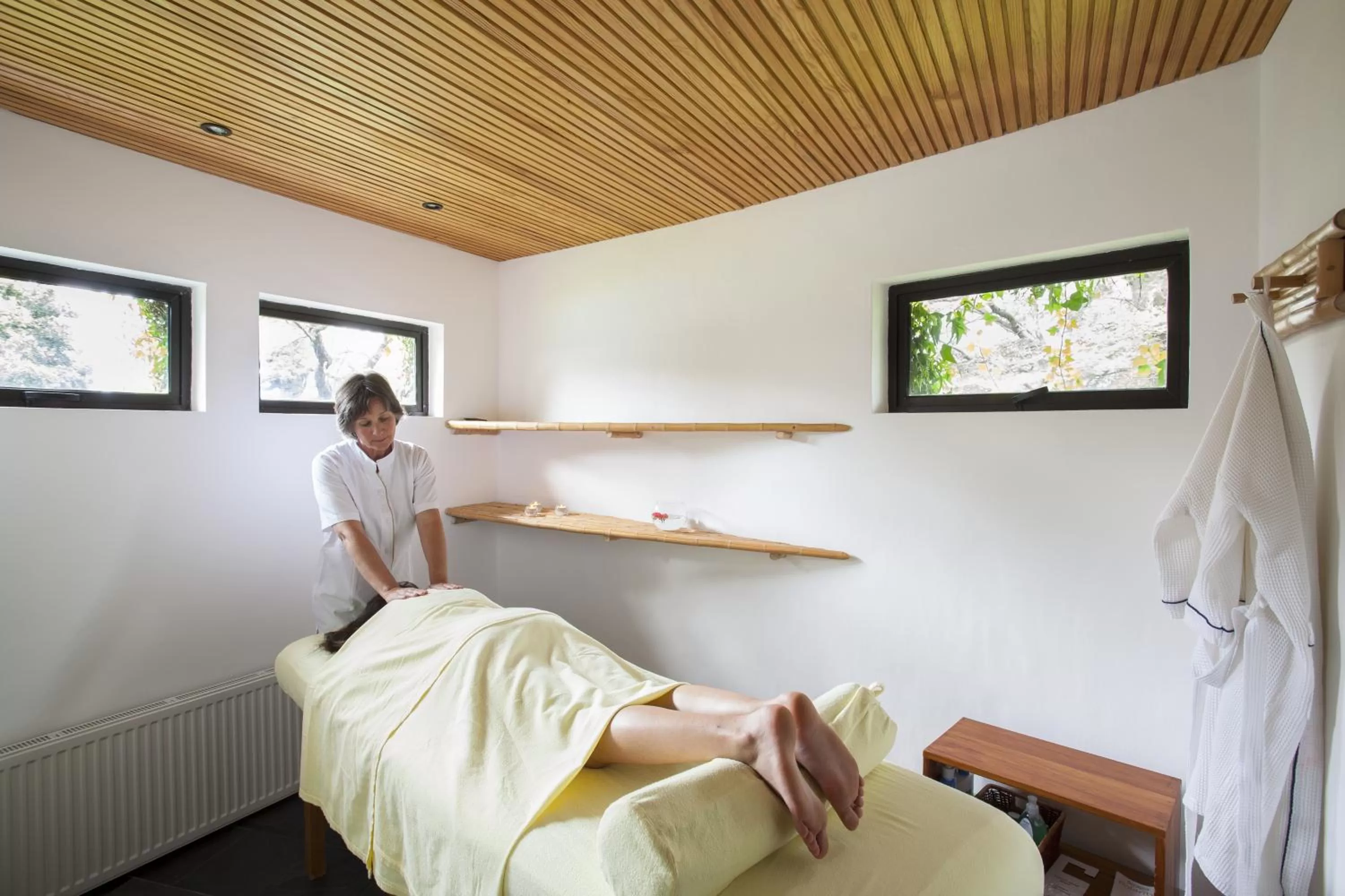Spa and wellness centre/facilities in Hotel Antumalal