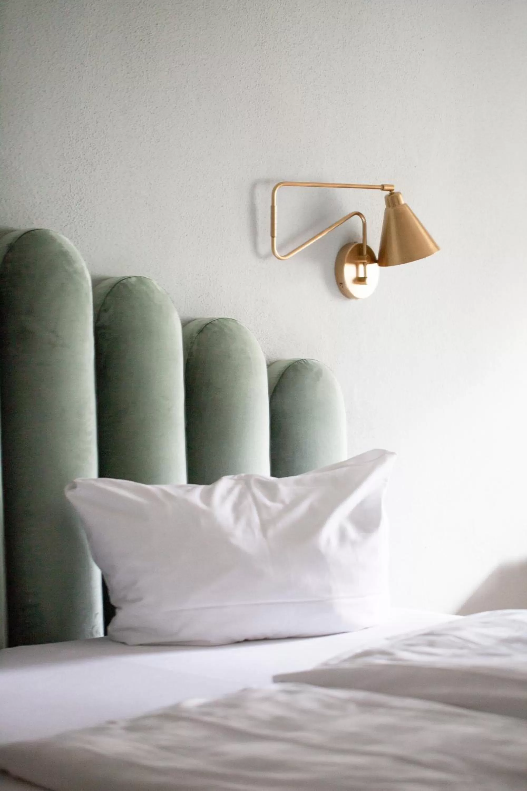 Bed in Alpine Hideaway ZILLERTALERHOF - 4 Sterne Superior