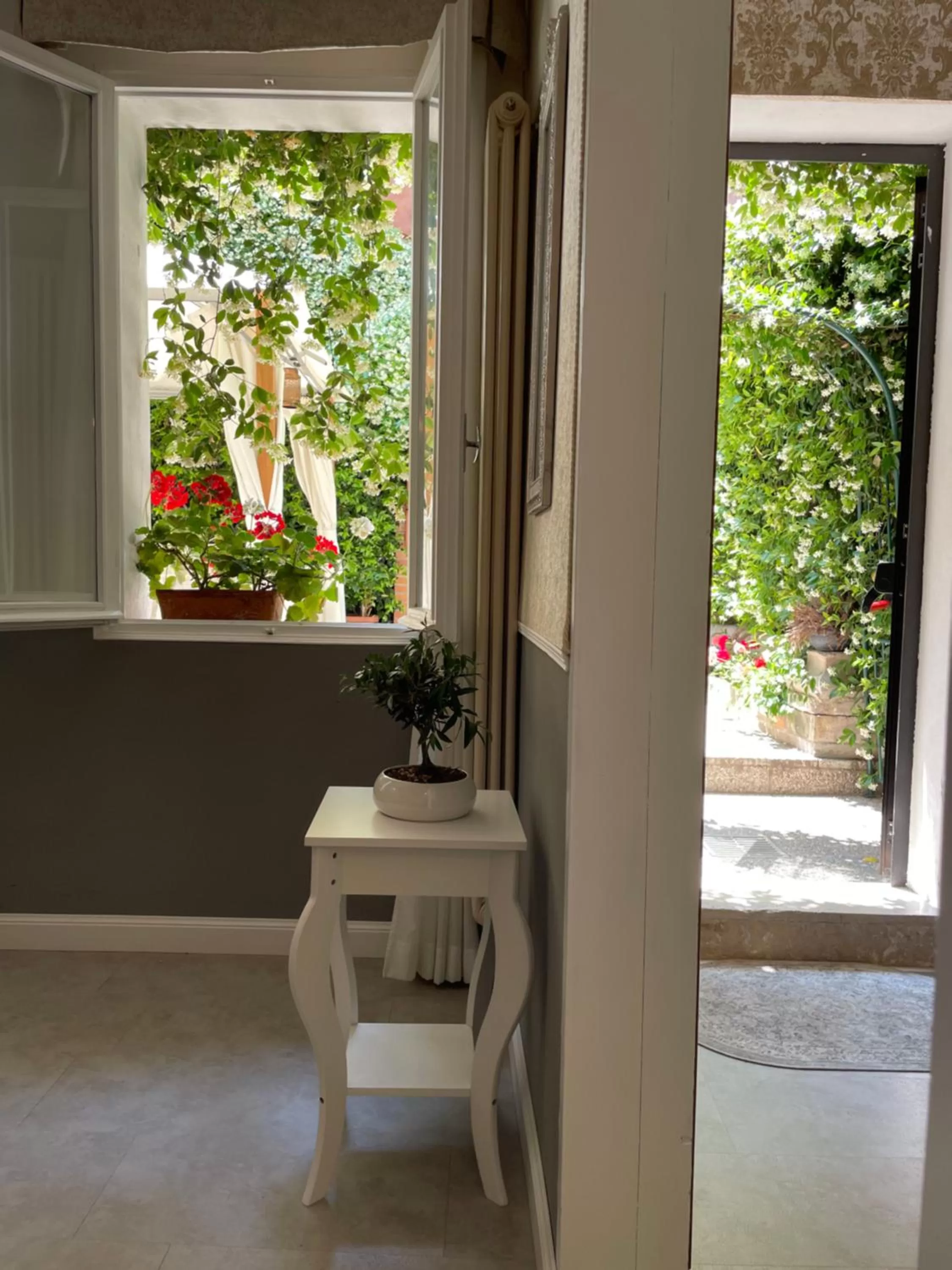 Garden view in Hotel Apostoli Garden