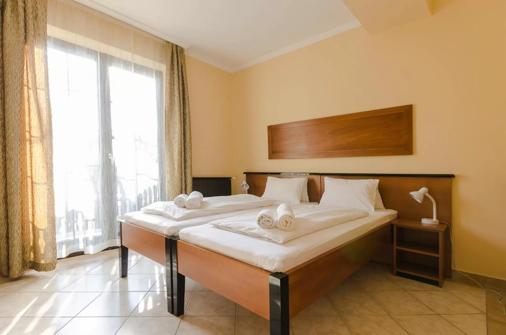 Day, Bed in Richter Pansion