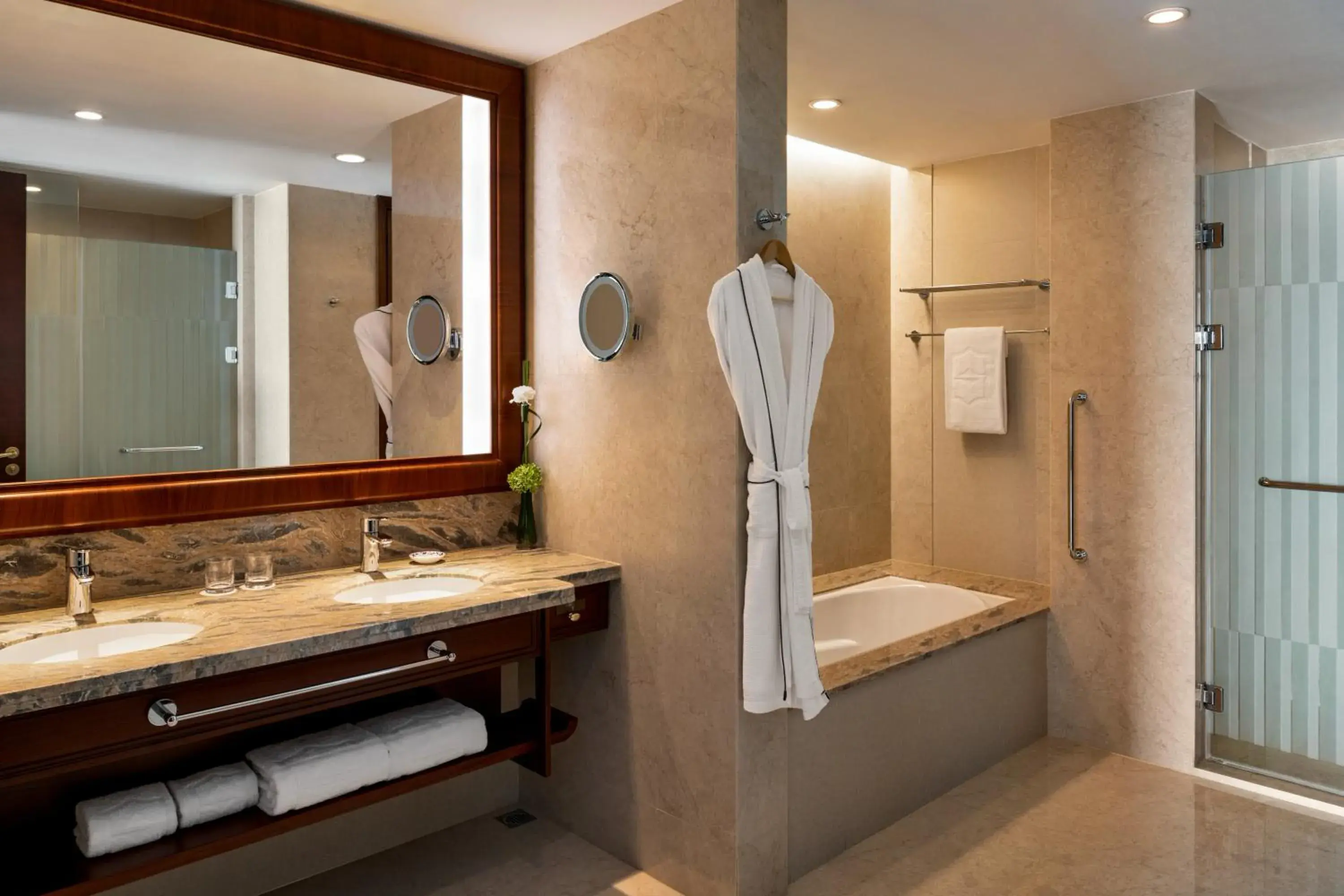 Toilet, Bathroom in Shangri-La Nanchang