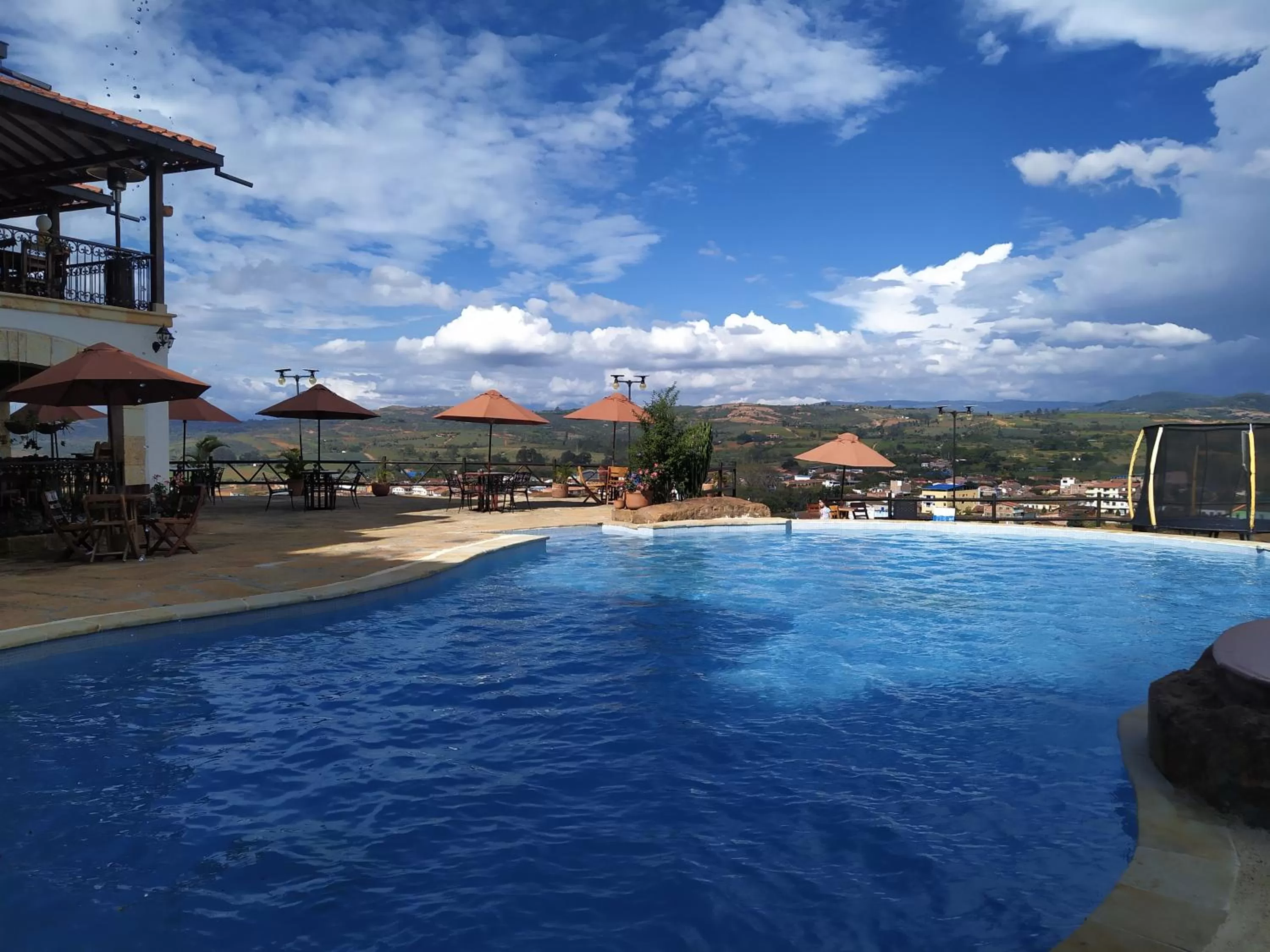 Swimming pool in Hotel Las Rocas Resort Villanueva