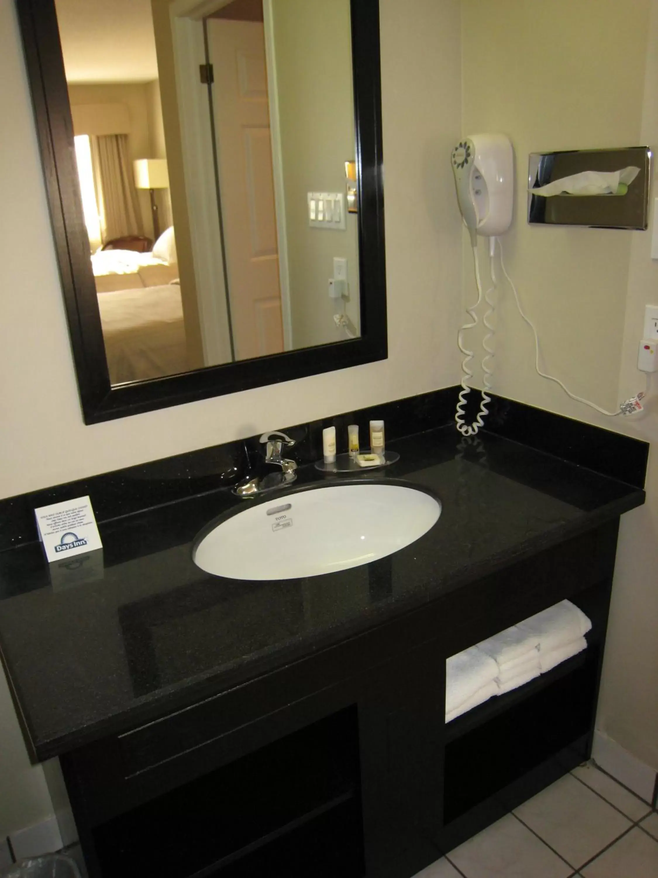 Bathroom in Days Inn by Wyndham Golden