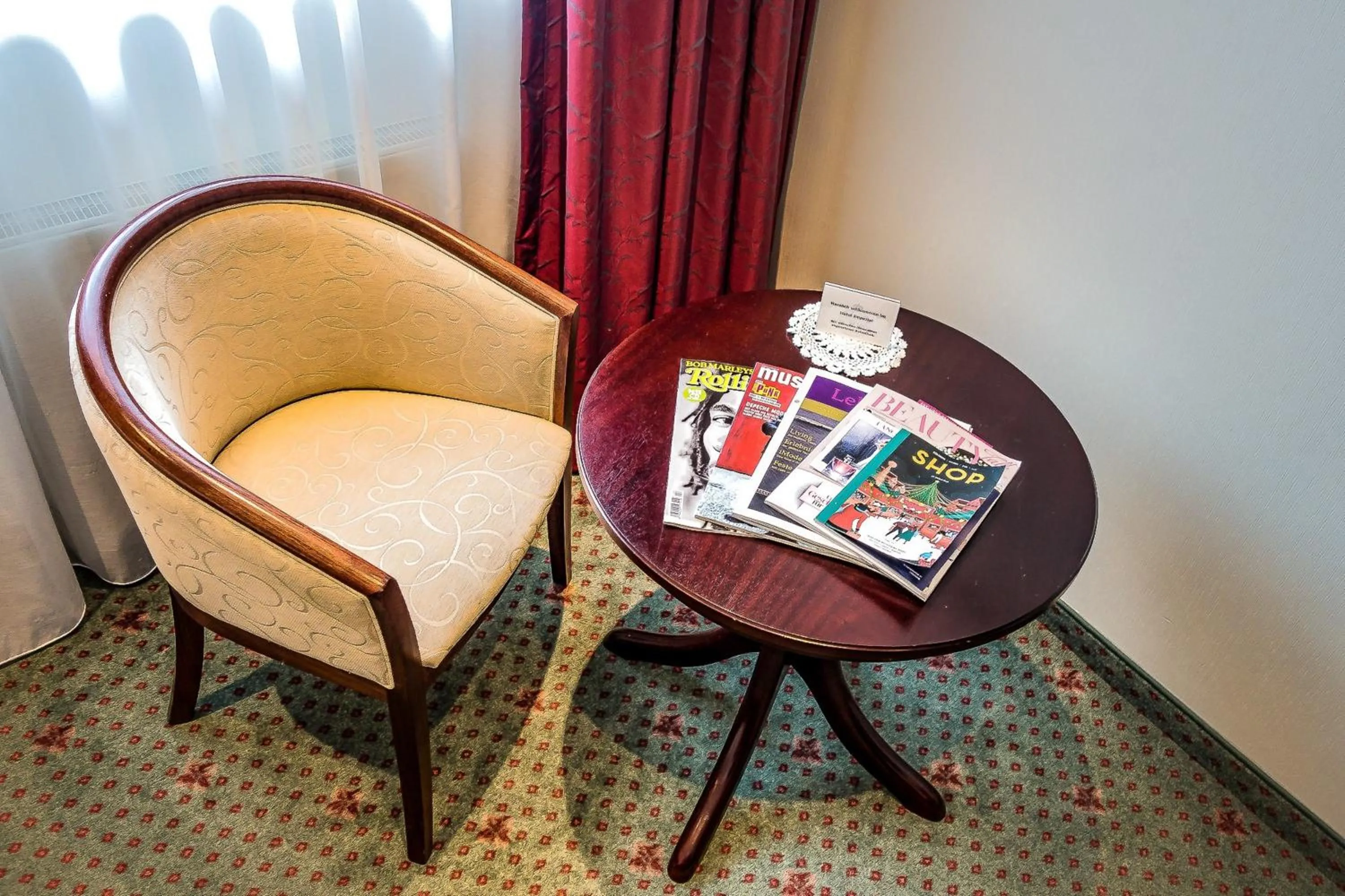 Seating area in Hotel Imperial
