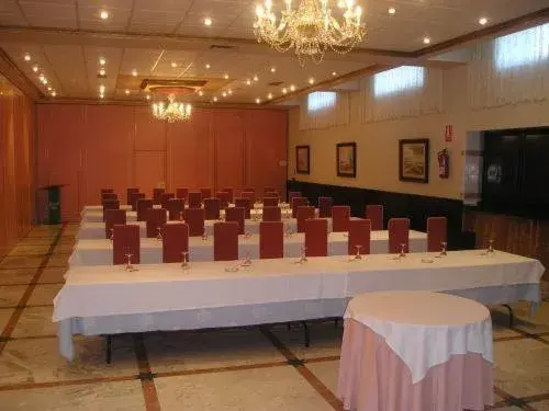 Business facilities in Hotel Begoña Park