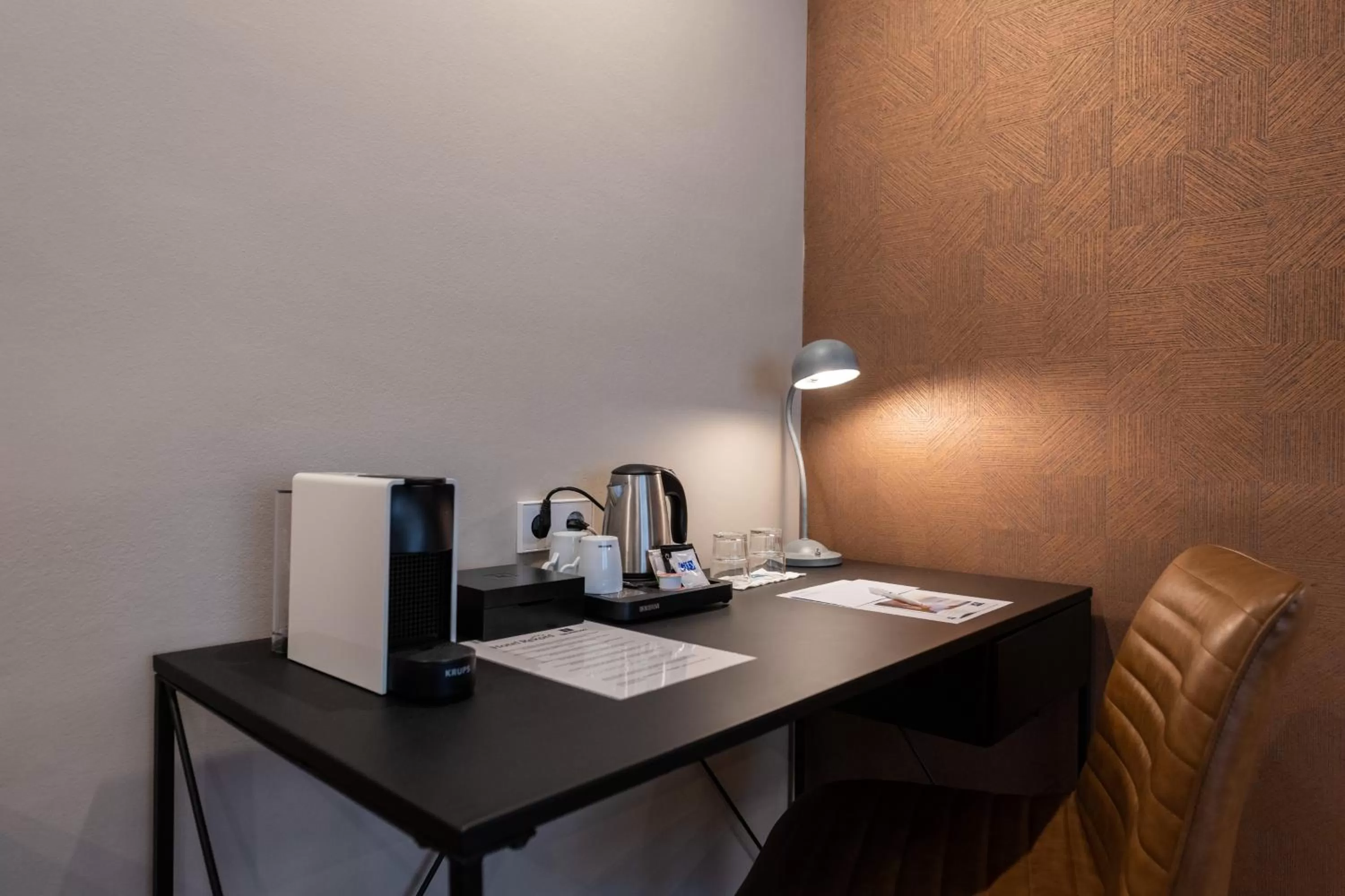 Coffee/tea facilities in Atenea Rekord Suites Barcelona