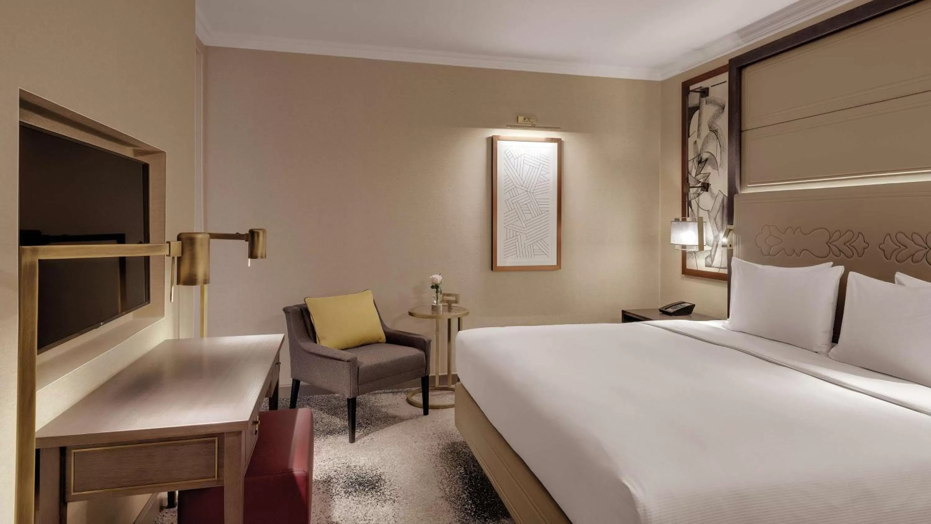 Bedroom, Bed in Hilton Munich City