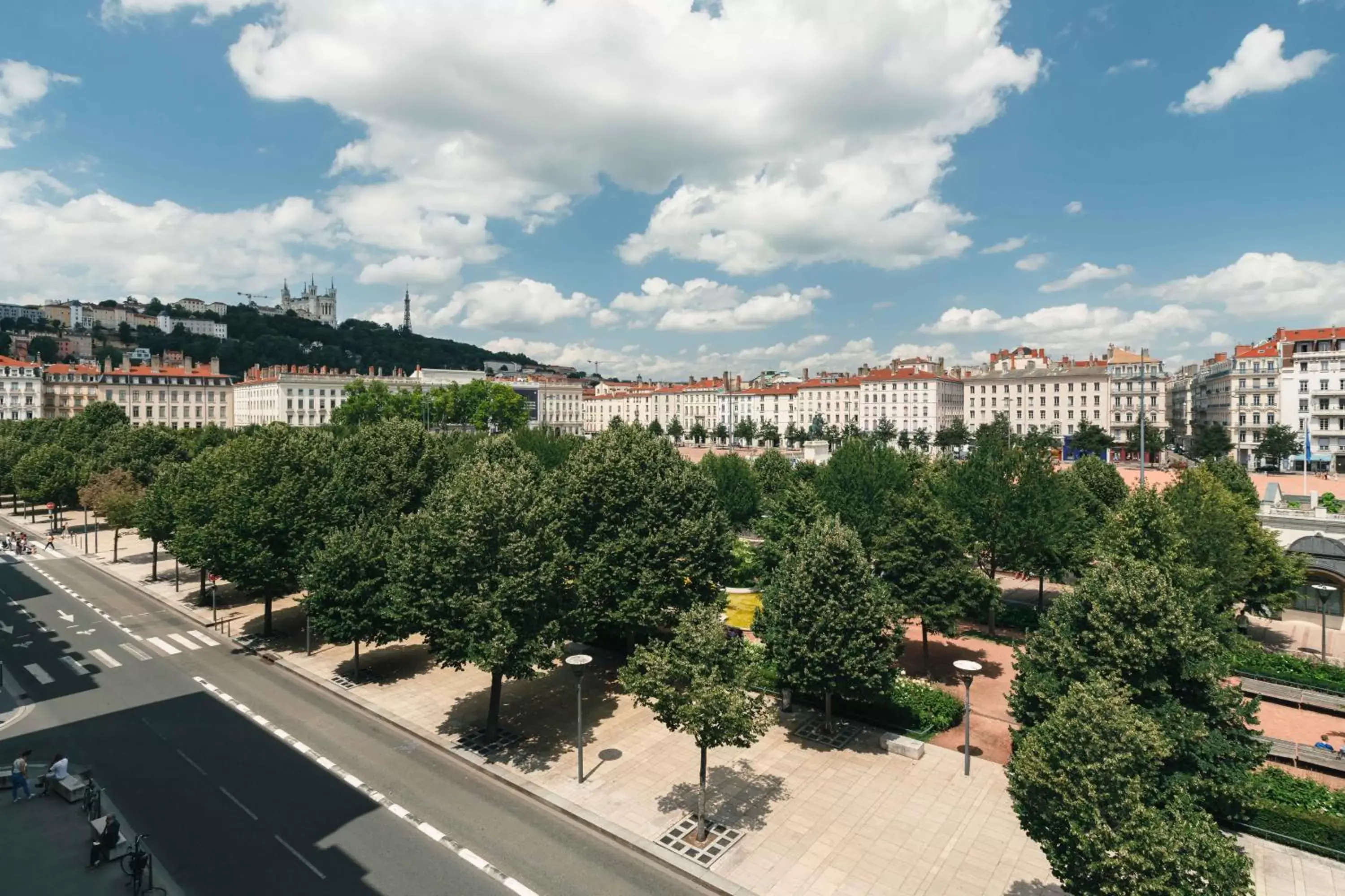 City view in Bayard Bellecour