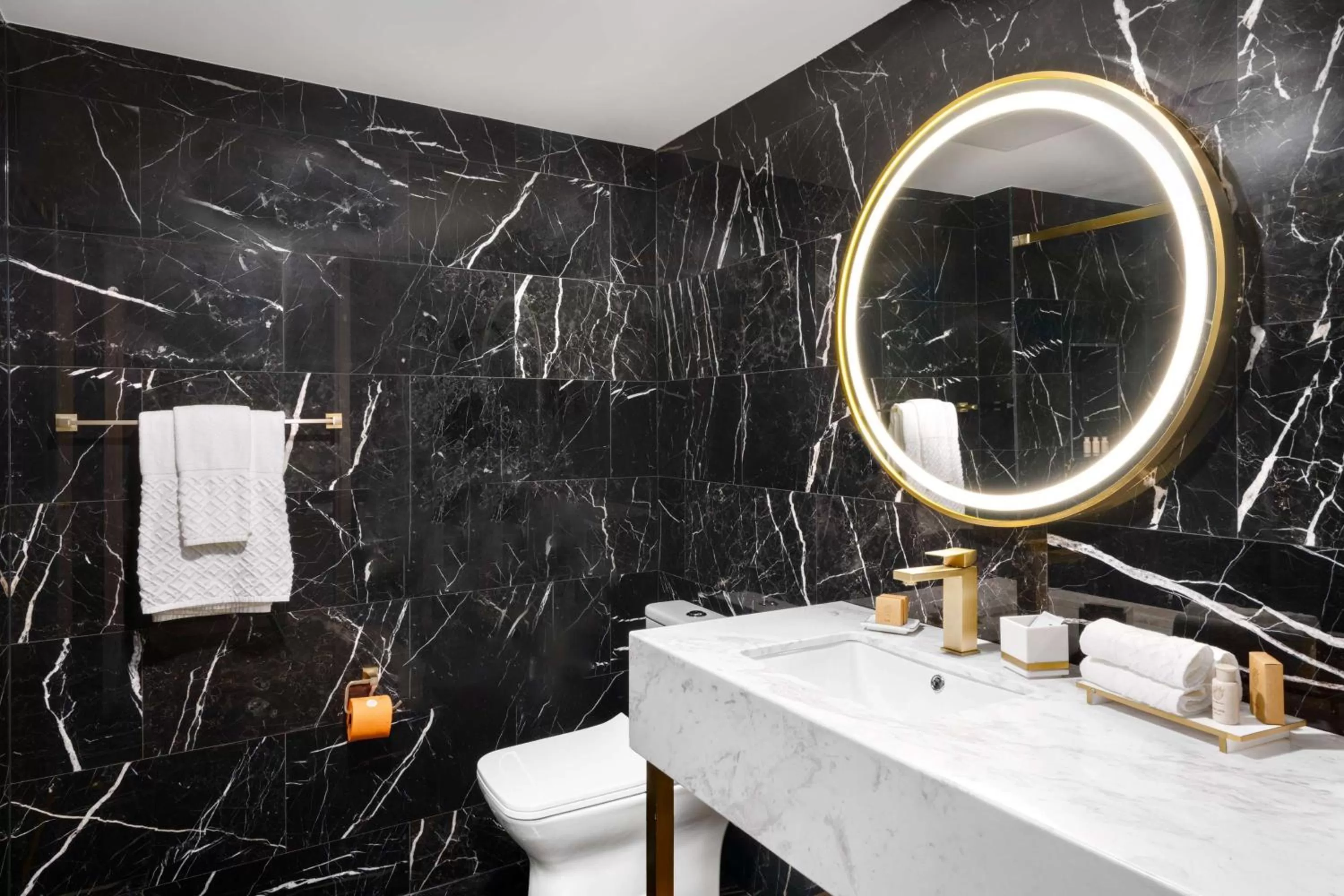 TV and multimedia in Dolce by Wyndham Hollywood