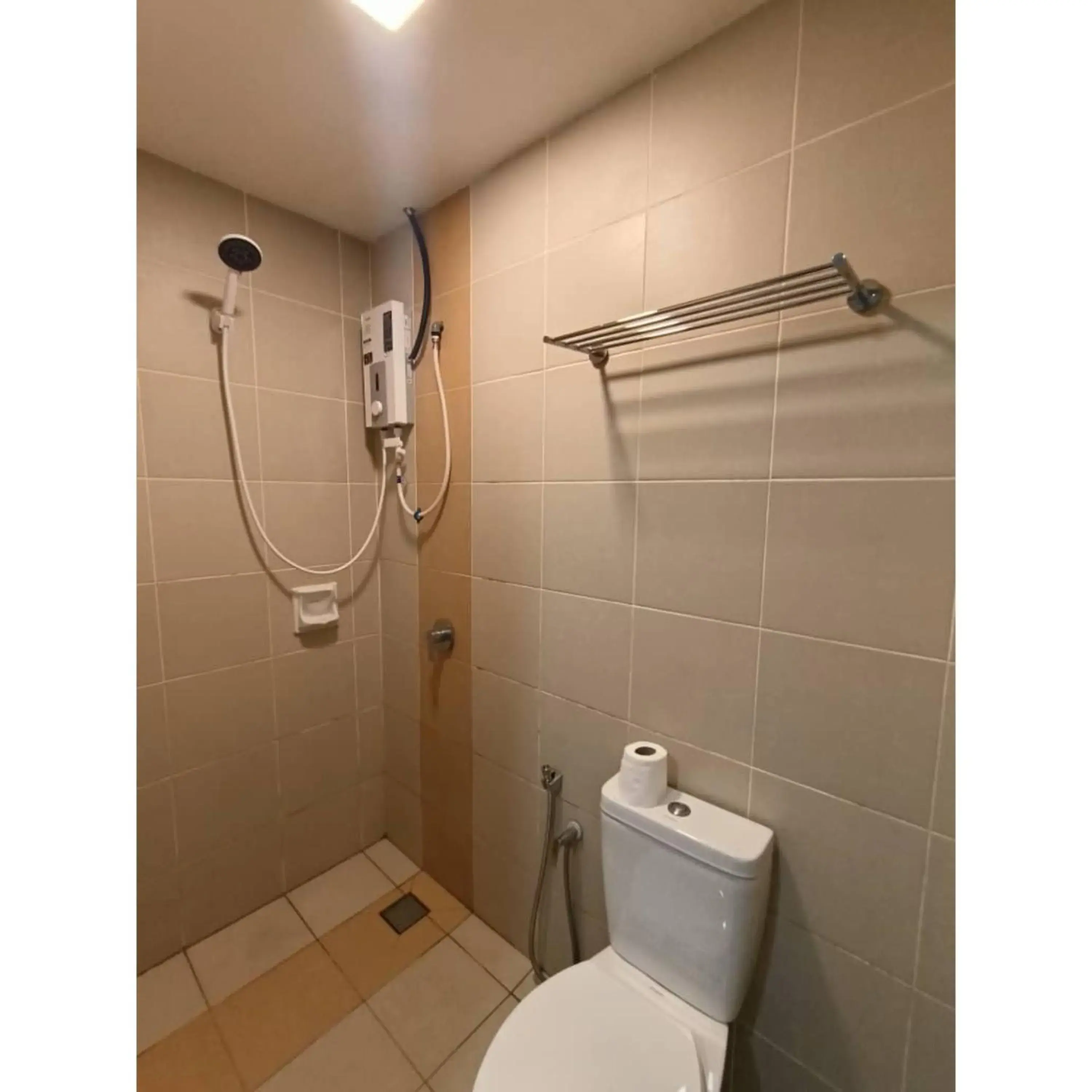 Bathroom in Sandpiper Hotel Kuala Lumpur