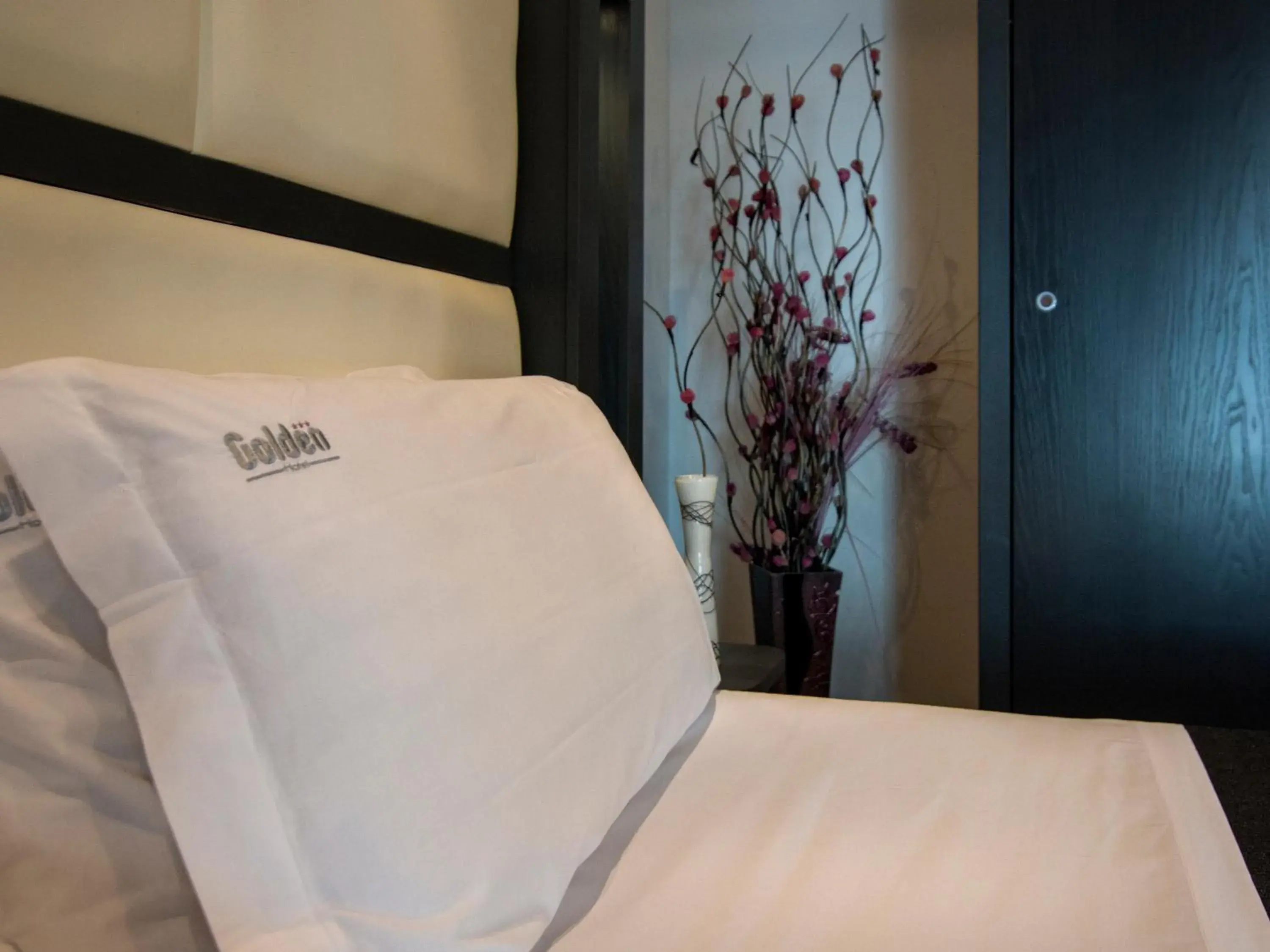 Decorative detail, Bed in Golden Hotel