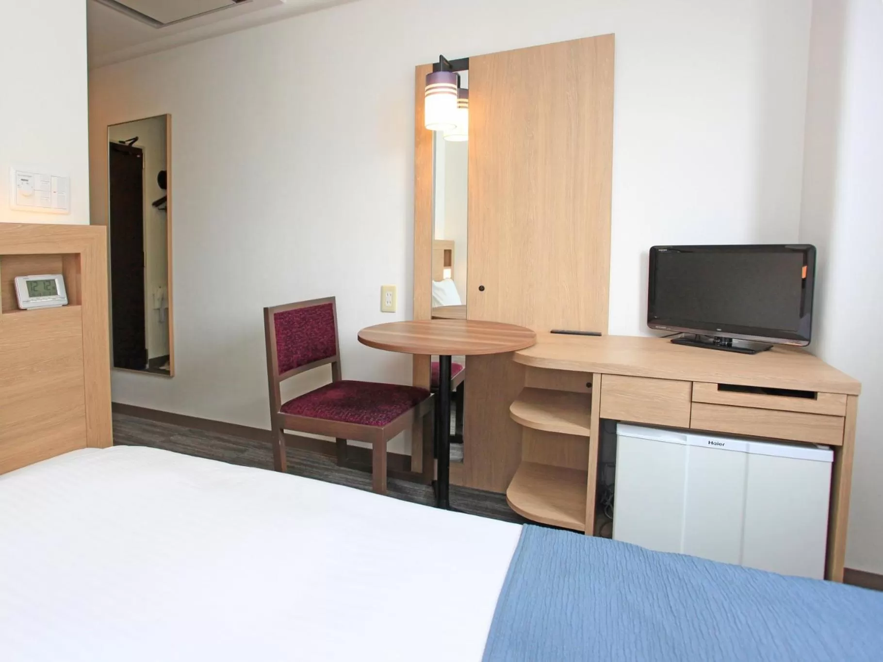 Photo of the whole room, Bed in Urban Hotel Kusatsu