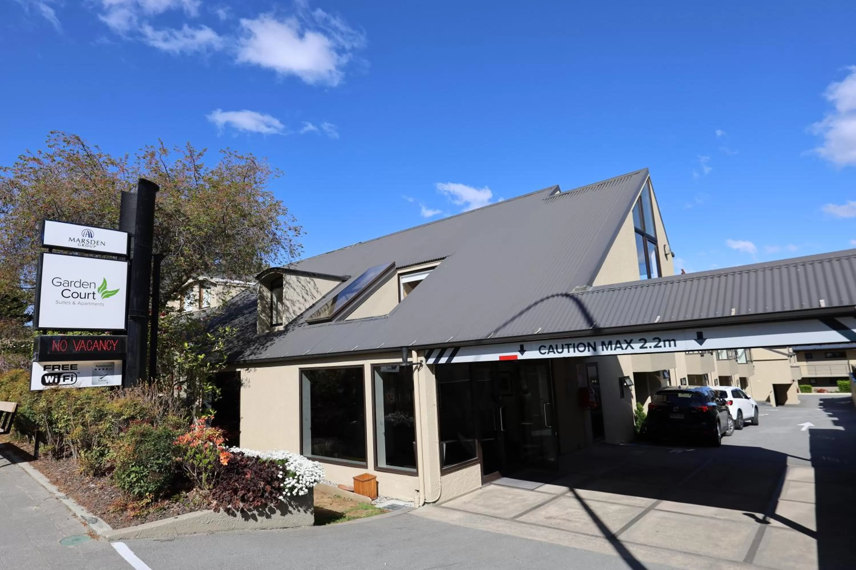 Property building in Garden Court Suites & Apartments