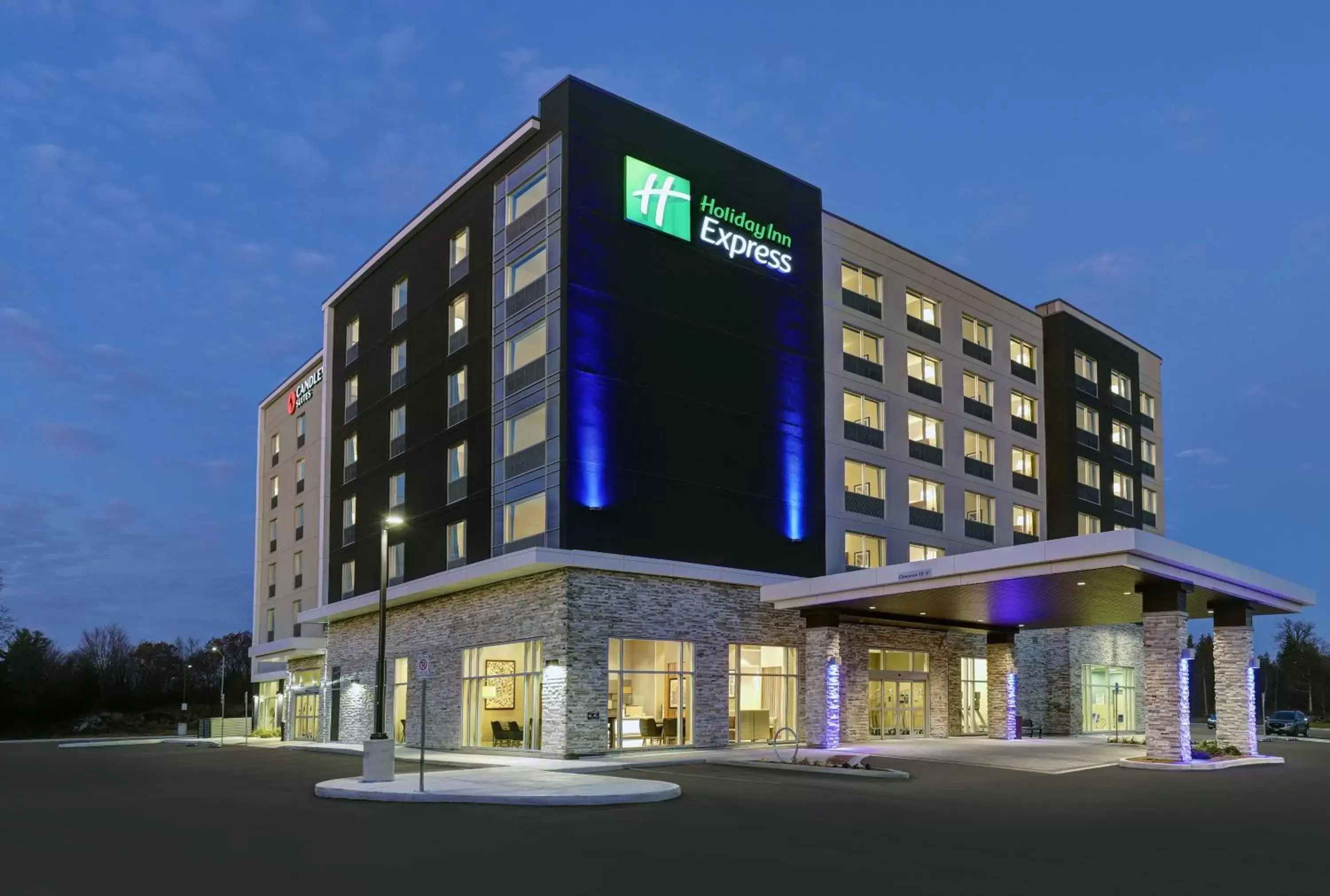 Property building in Holiday Inn Express - Kingston West, an IHG Hotel