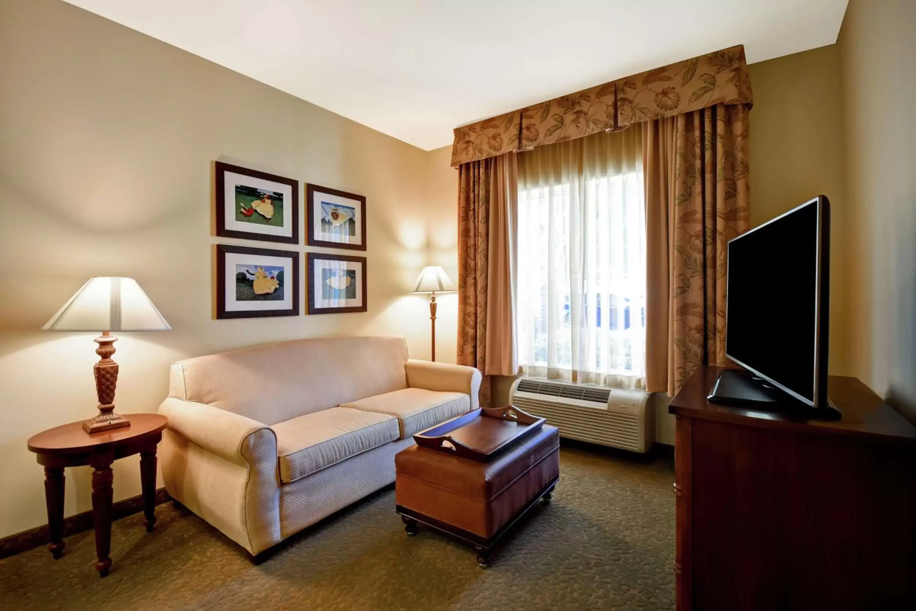 Bedroom, Seating Area in Homewood Suites by Hilton Charleston Airport/Convention Center