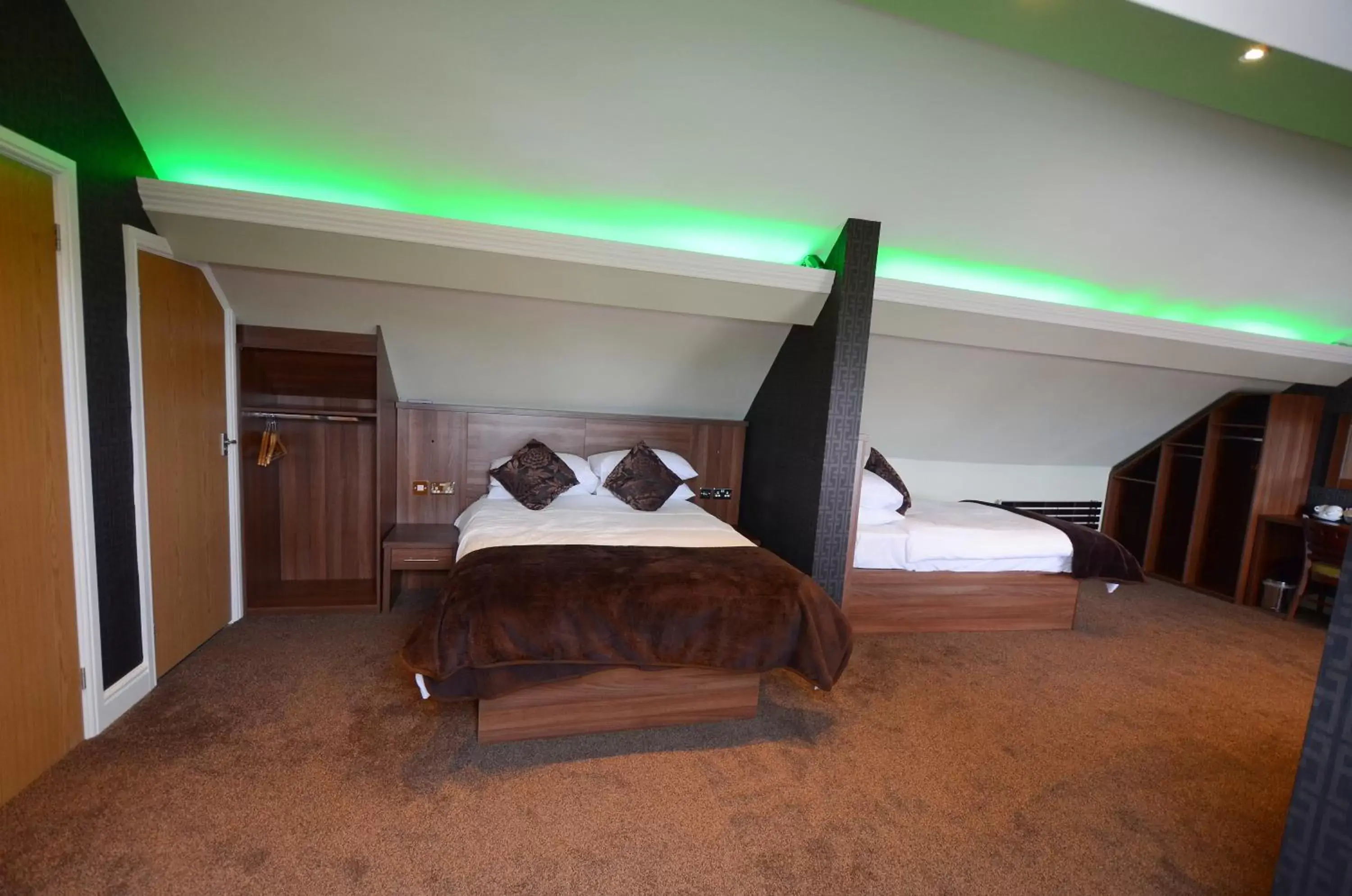 Bedroom, Bed in The Harboro Hotel