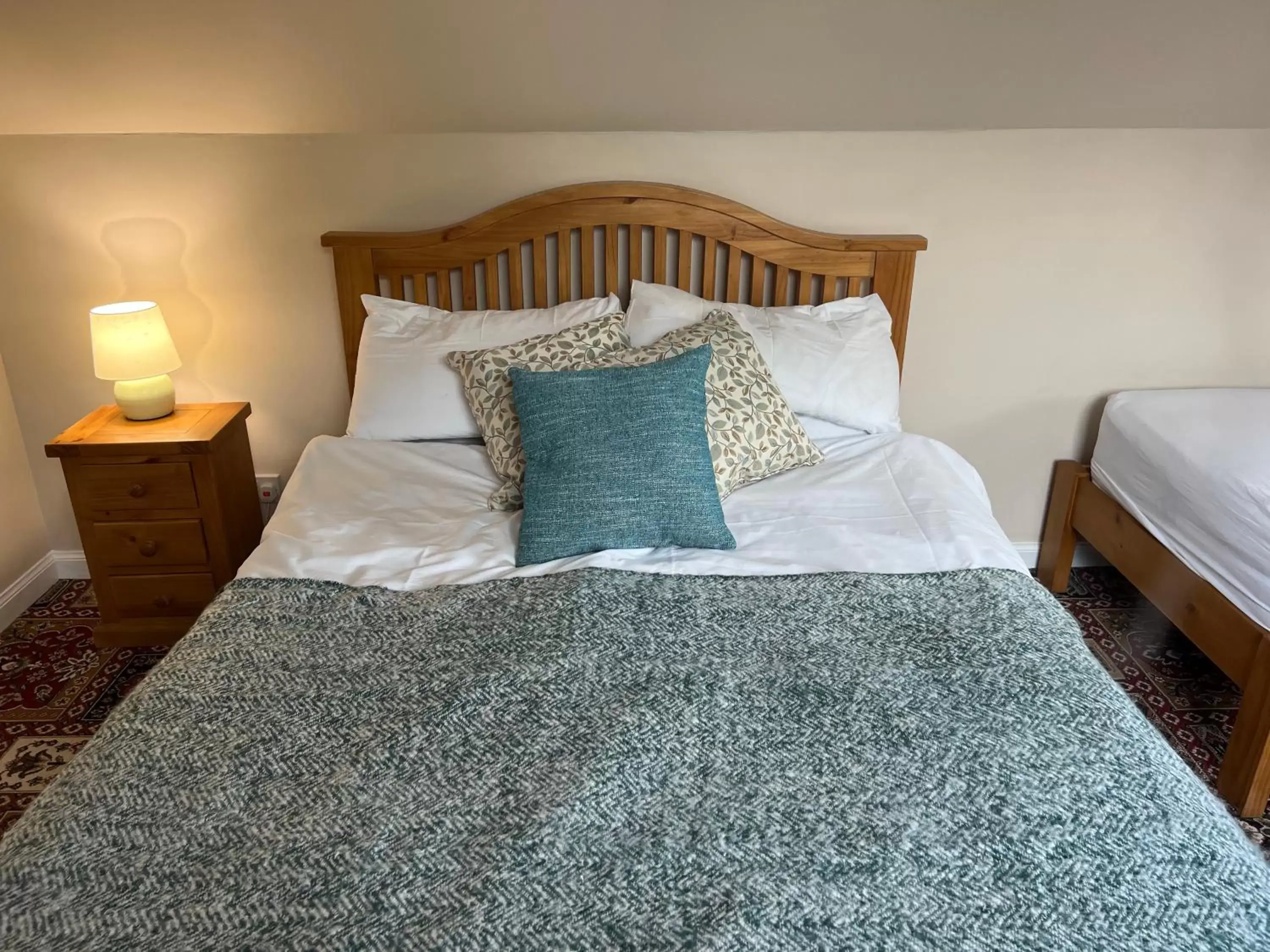 Bed in Strathallan B&B