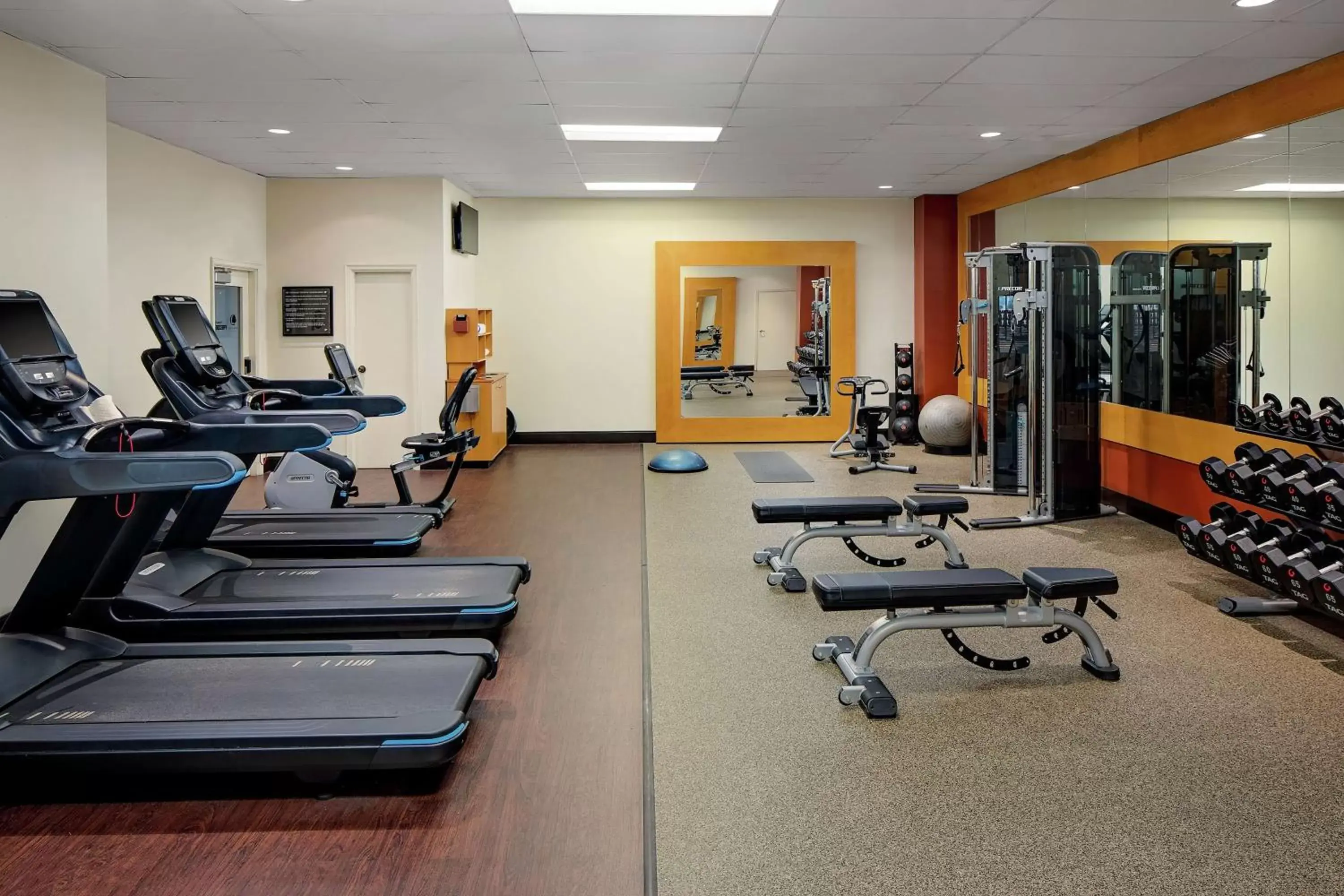 Fitness centre/facilities, Fitness Center/Facilities in DoubleTree by Hilton Tulsa Downtown