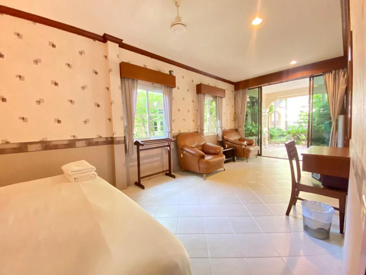 Bedroom, Bed in Garden Home Kata