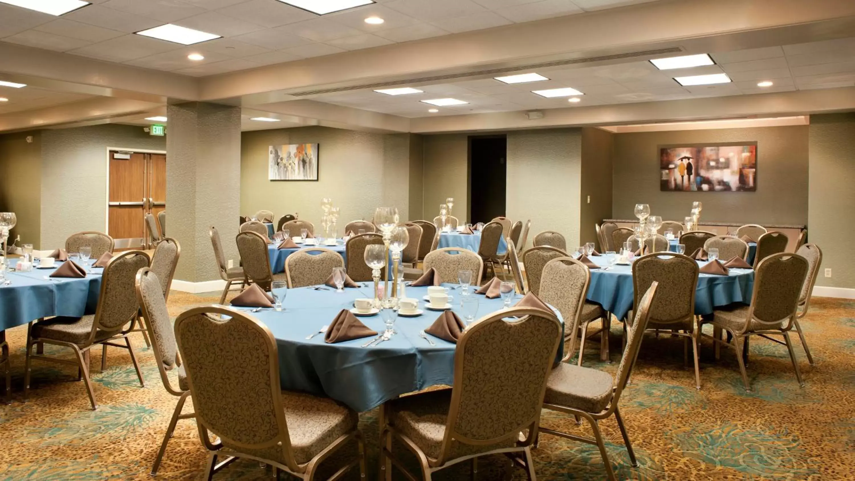 Banquet/Function facilities, Restaurant/Places to Eat in Holiday Inn Rock Island-Quad Cities, an IHG Hotel