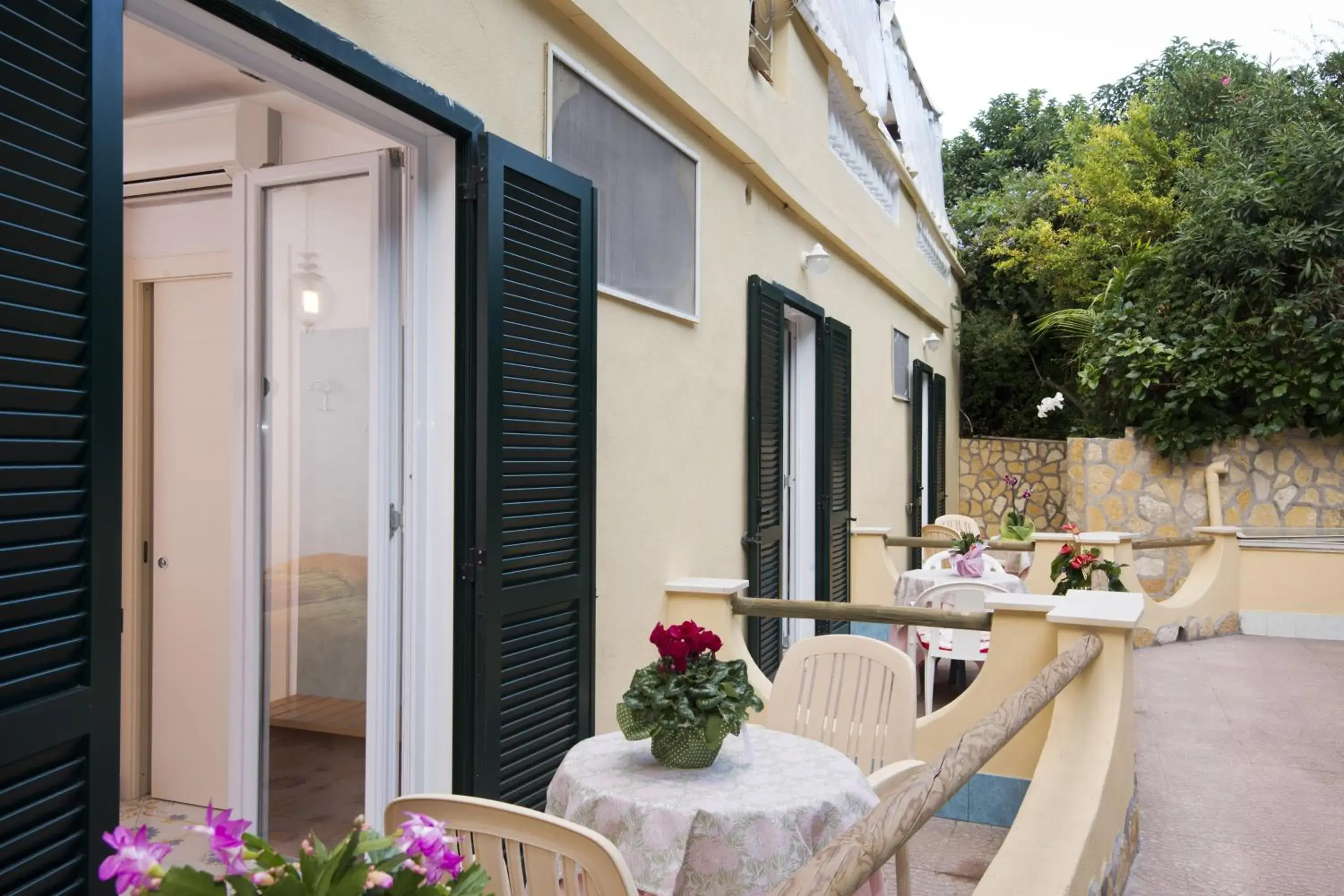 Balcony/Terrace in Hotel Giardino Delle Ninfe E La Fenice