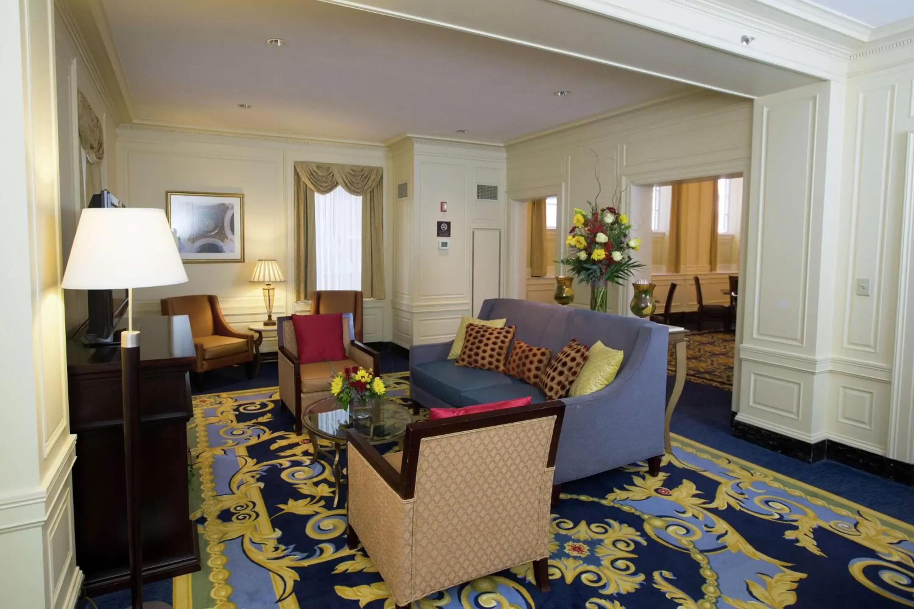 Lobby or reception, Seating Area in Hampton Inn & Suites Providence Downtown