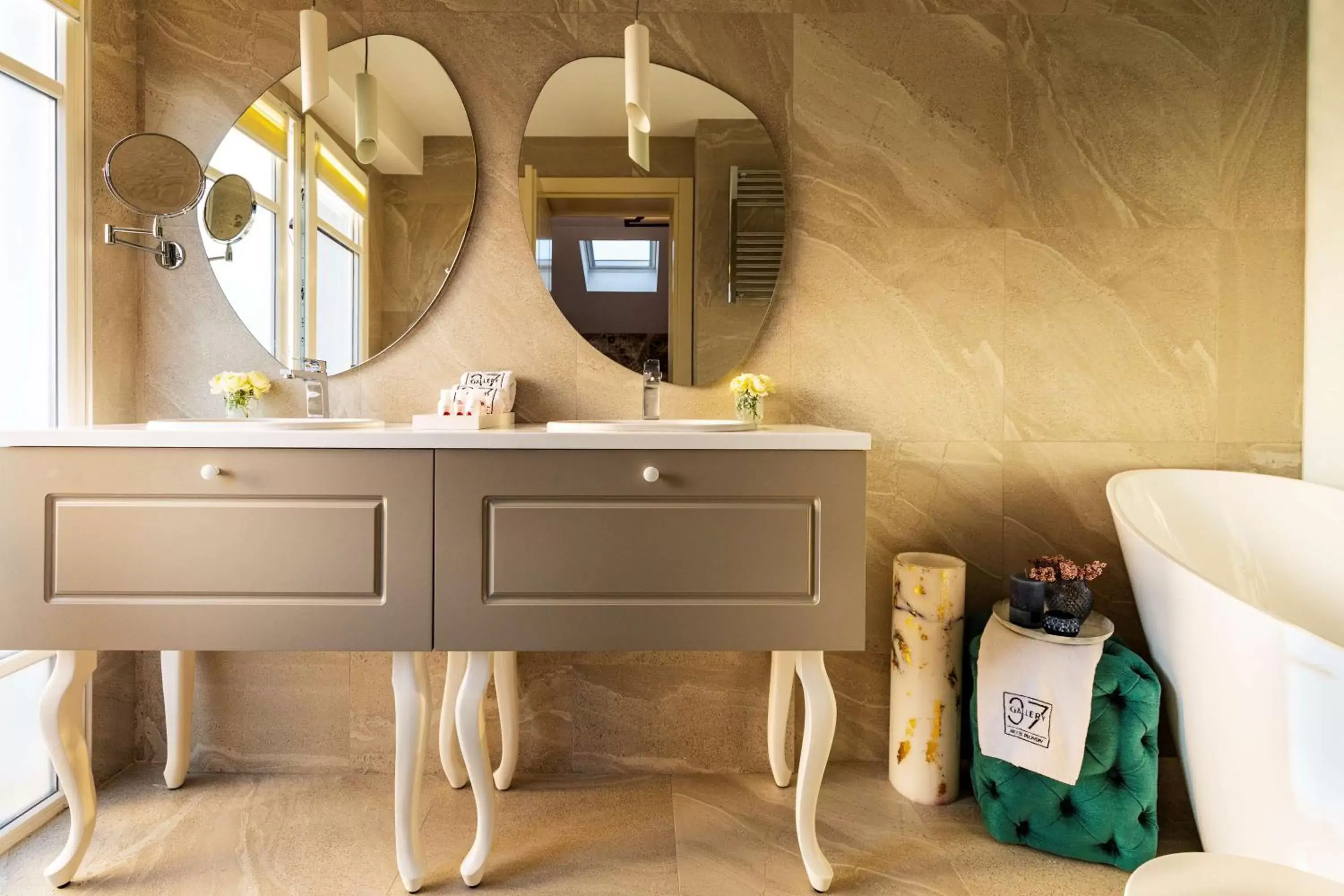 Bathroom in Gallery 37 Powered by ASTON Bathroom in Gallery 37 Powered by ASTON