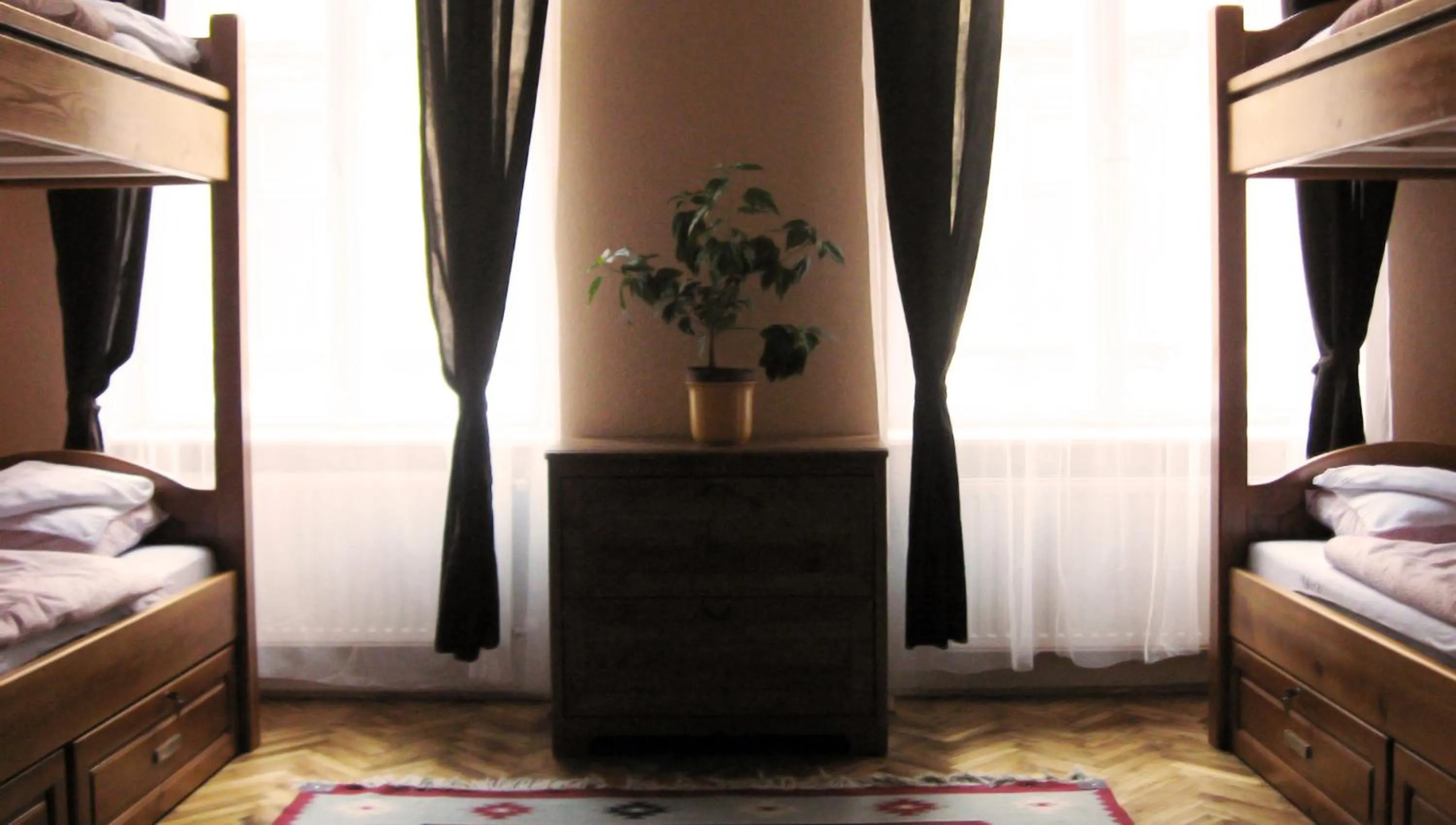 Bedroom, Bed in Corvin Point Rooms and Apartments