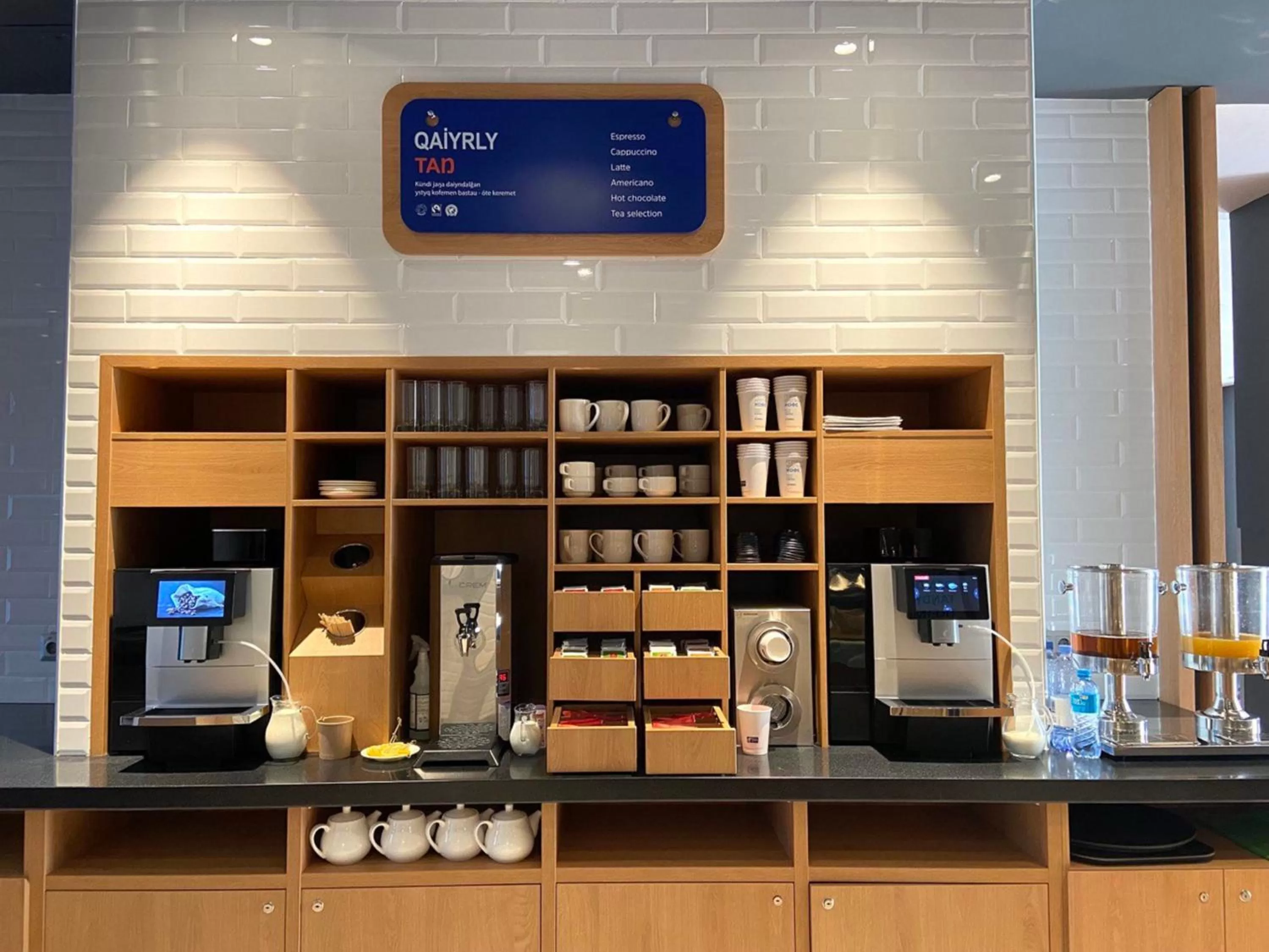 Restaurant/places to eat in Holiday Inn Express - Almaty by IHG