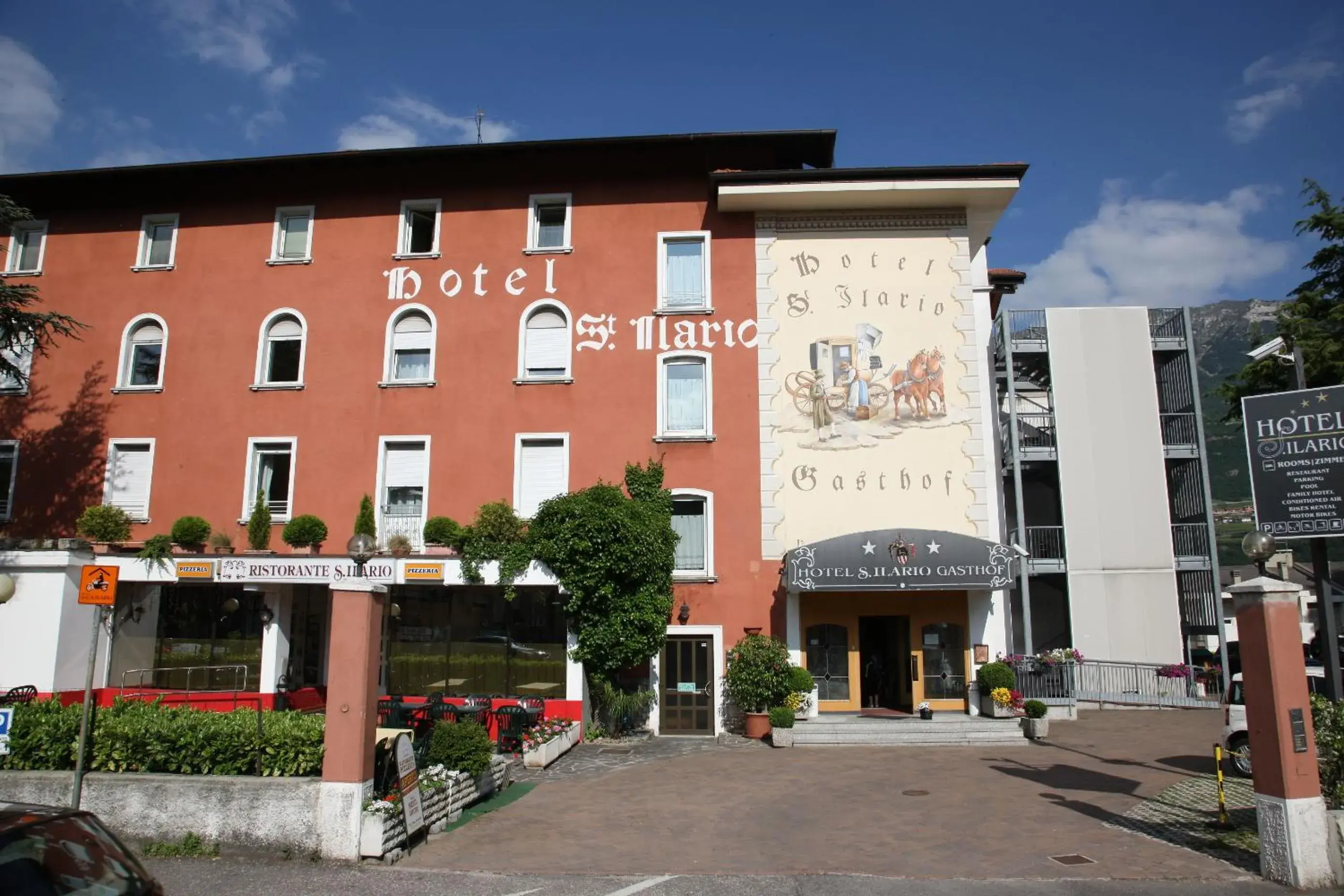 Street view, Property Building in Hotel Sant'Ilario