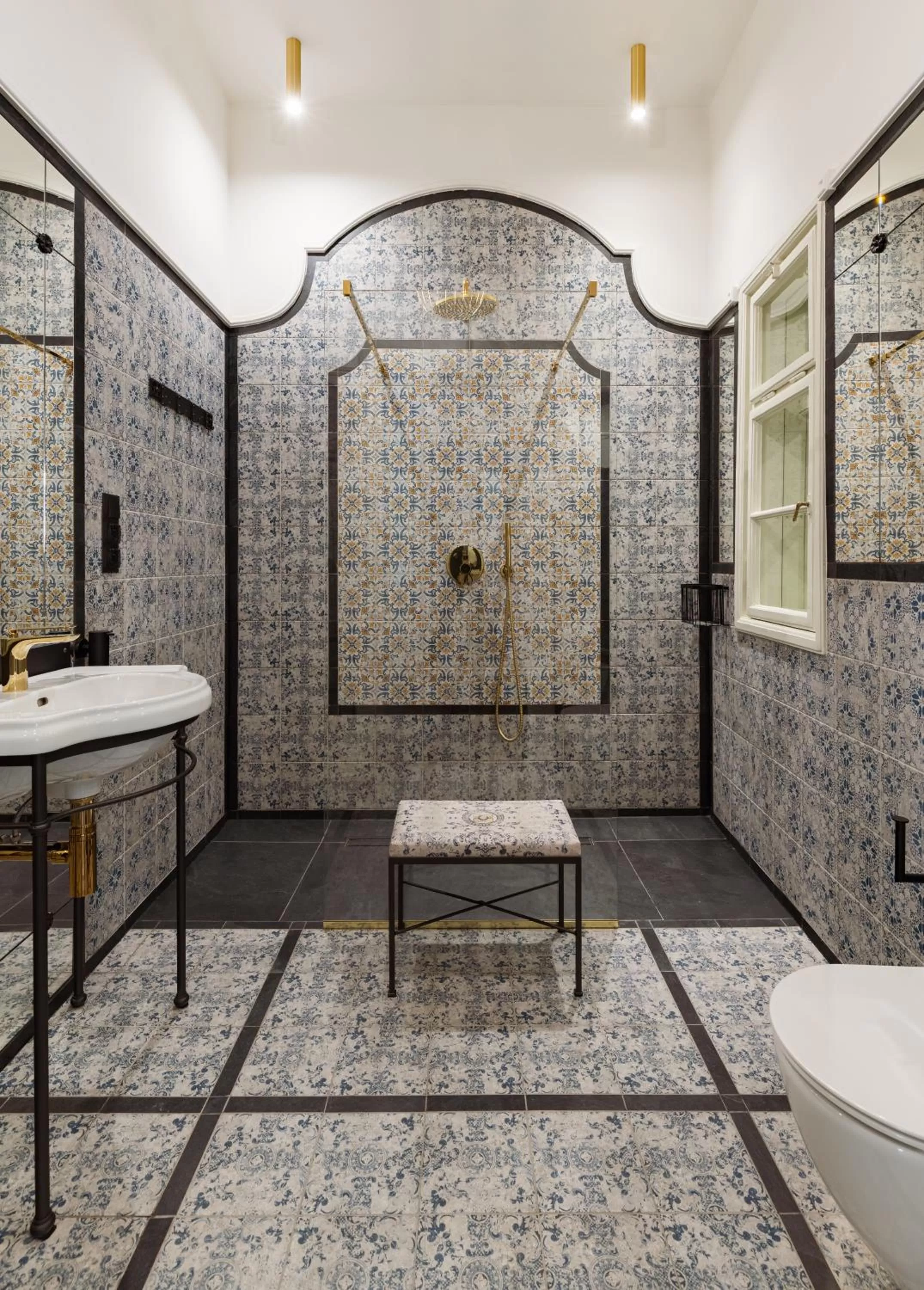 Bathroom in Starowislna 77