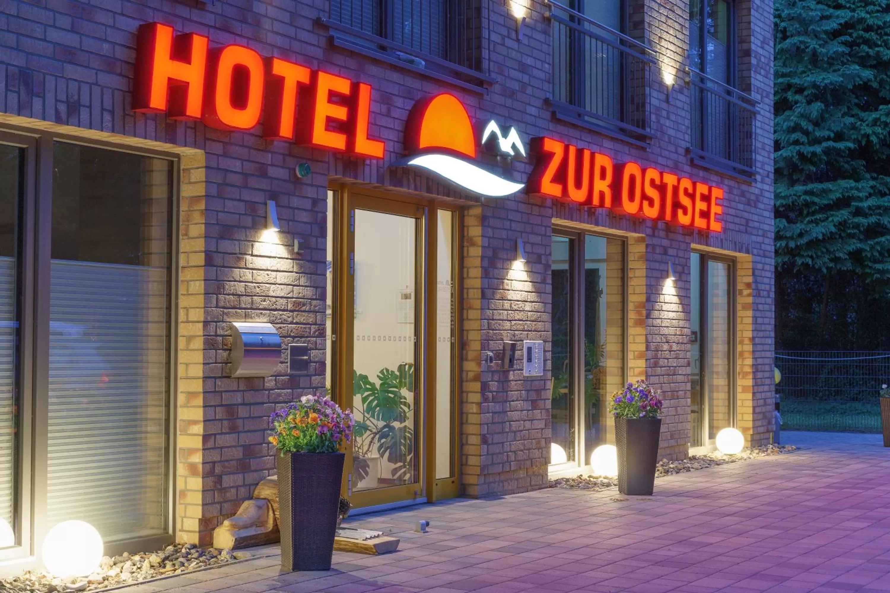 Facade/entrance in Hotel zur Ostsee