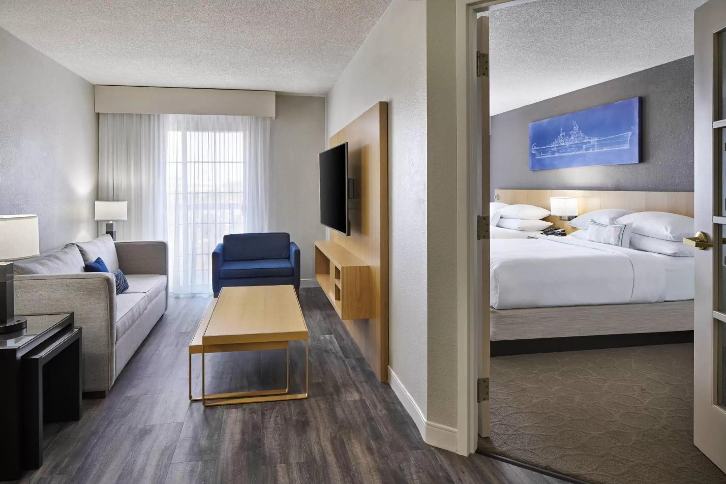 Photo of the whole room, Bed in Delta Hotels by Marriott Norfolk Airport