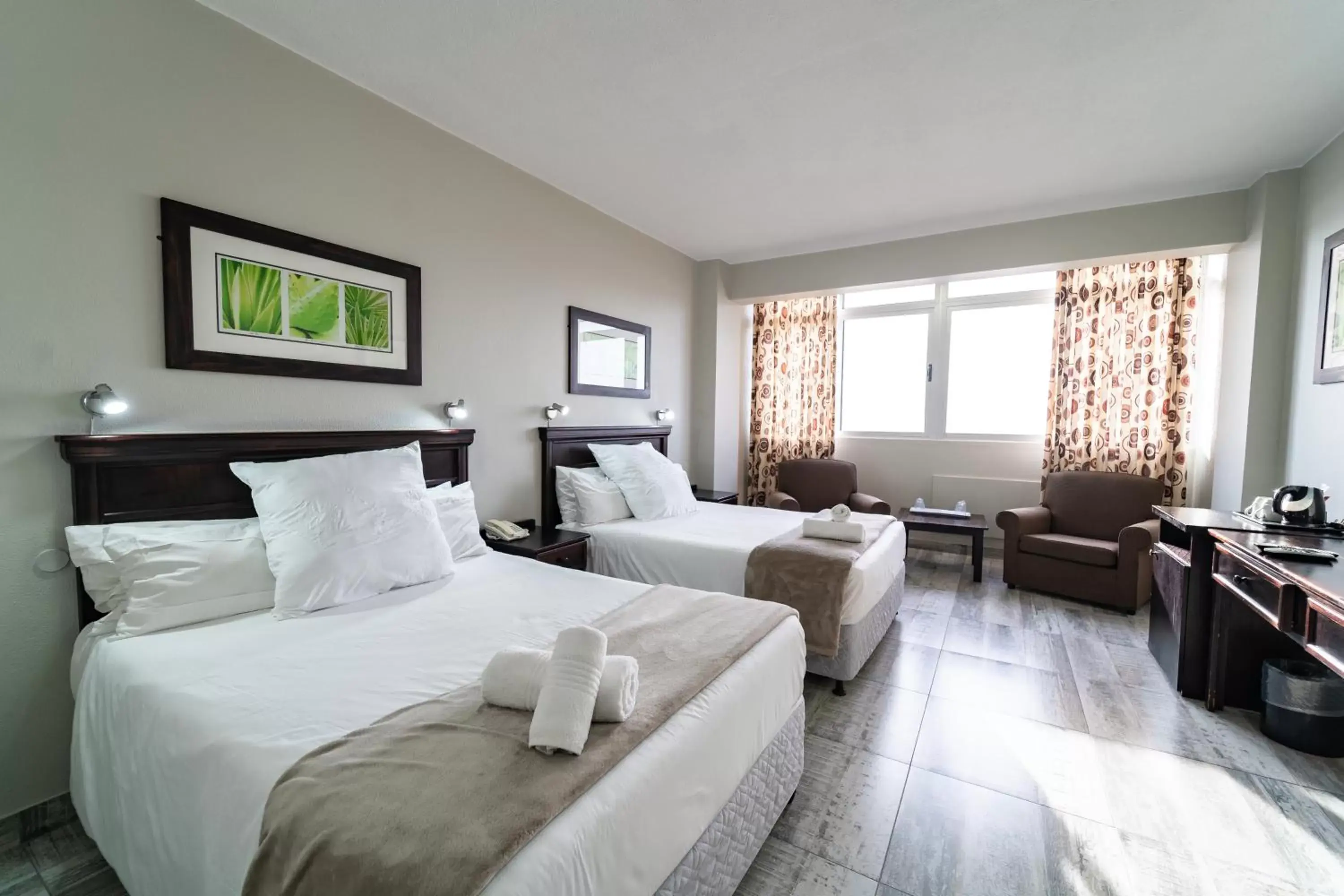 Bedroom, Bed in Gooderson Tropicana Hotel