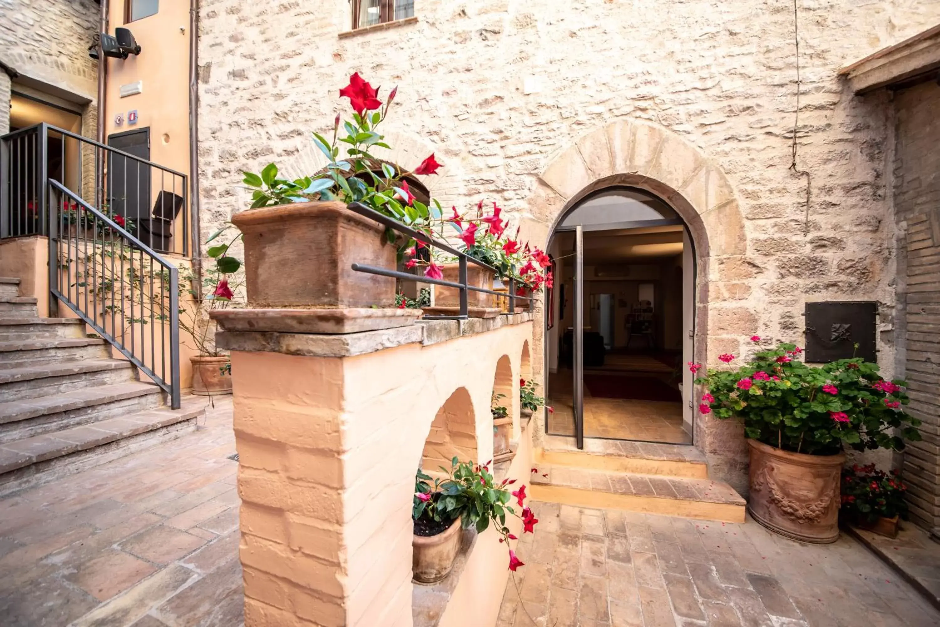 Patio in Hotel Sorella Luna