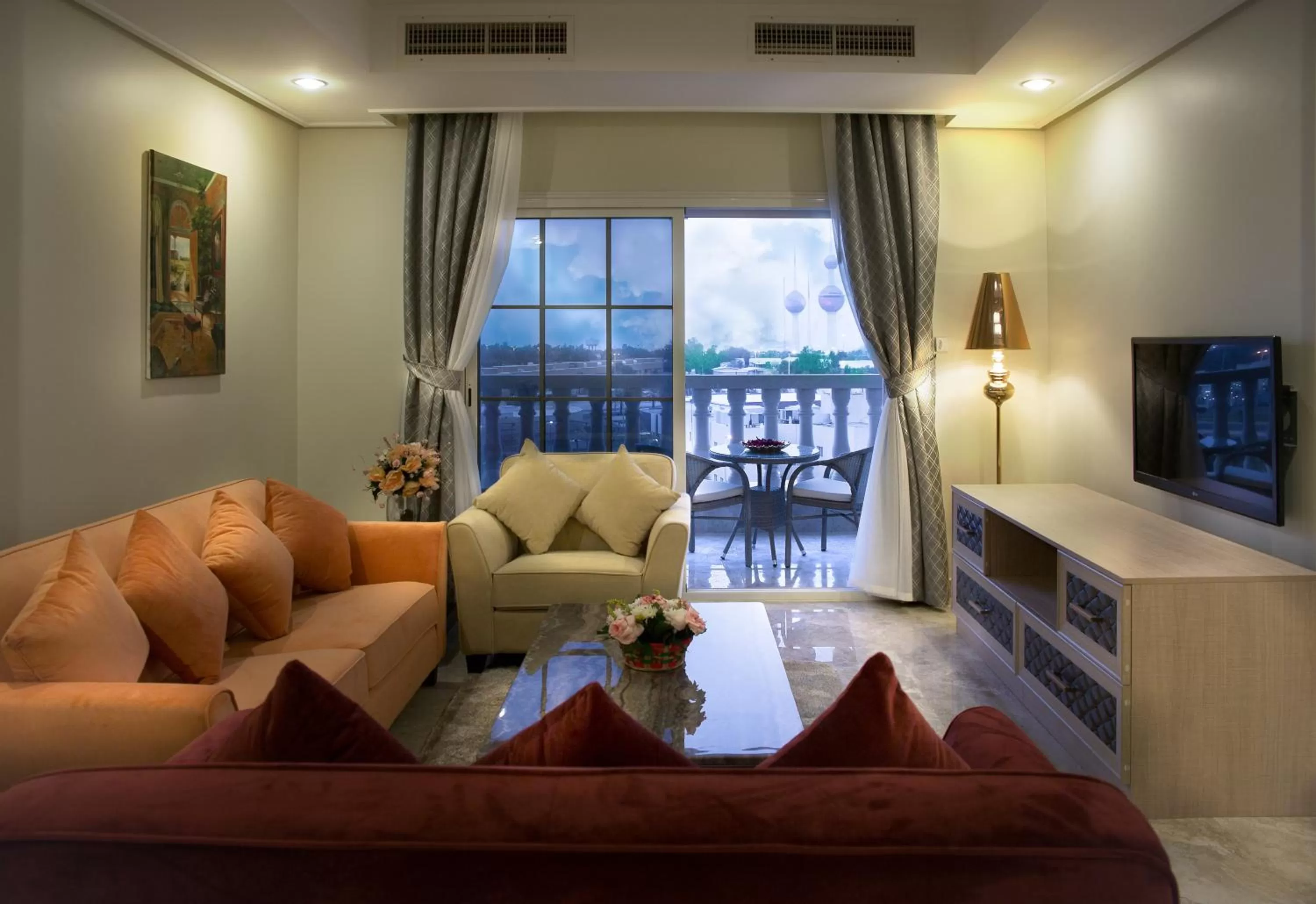 Living room in Adams Hotel