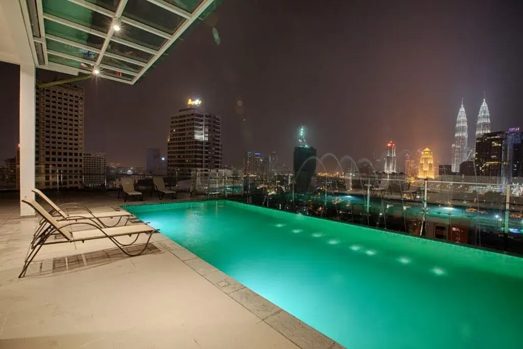 Swimming Pool in WP Hotel