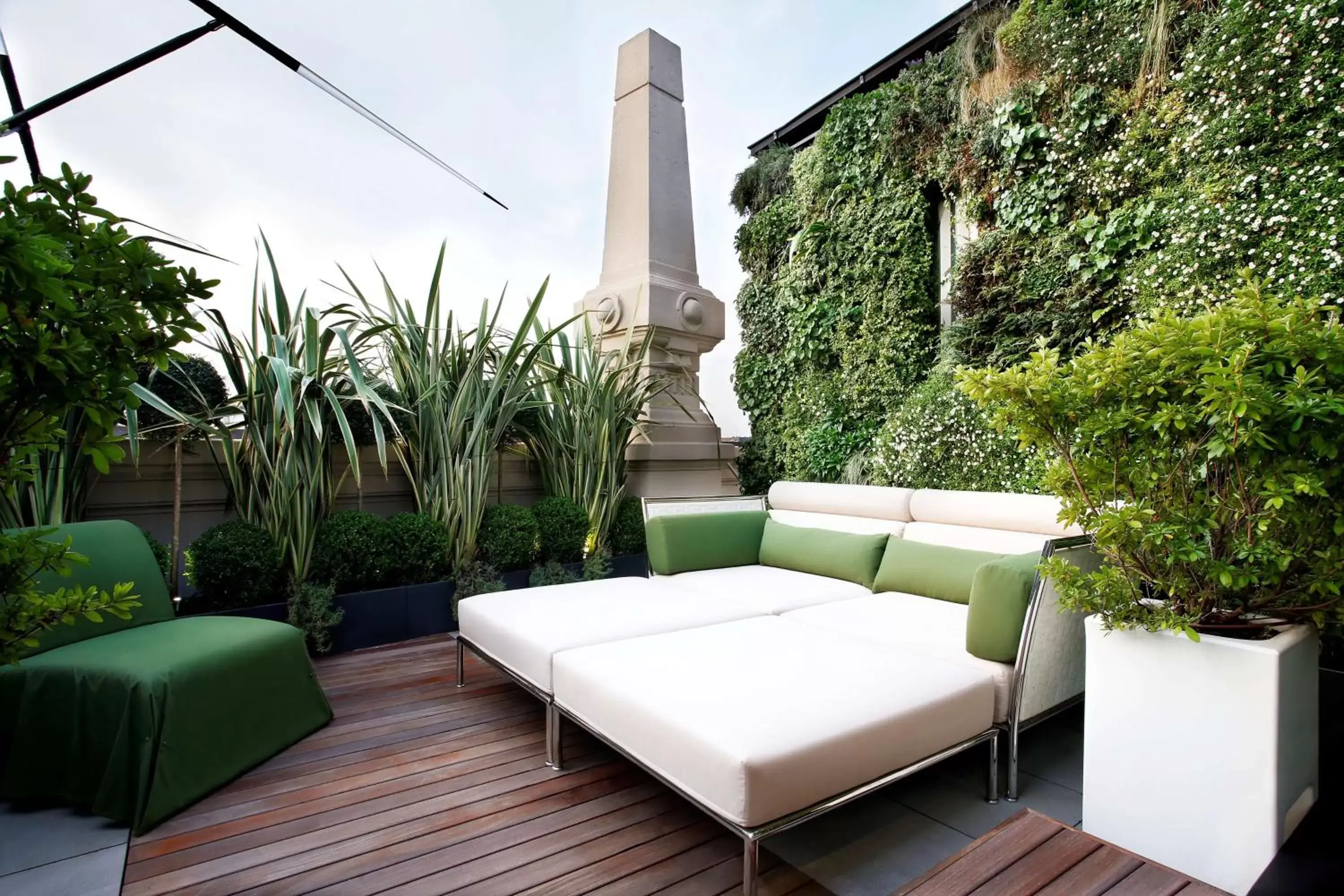 Balcony/Terrace in Excelsior Hotel Gallia, a Luxury Collection Hotel, Milan