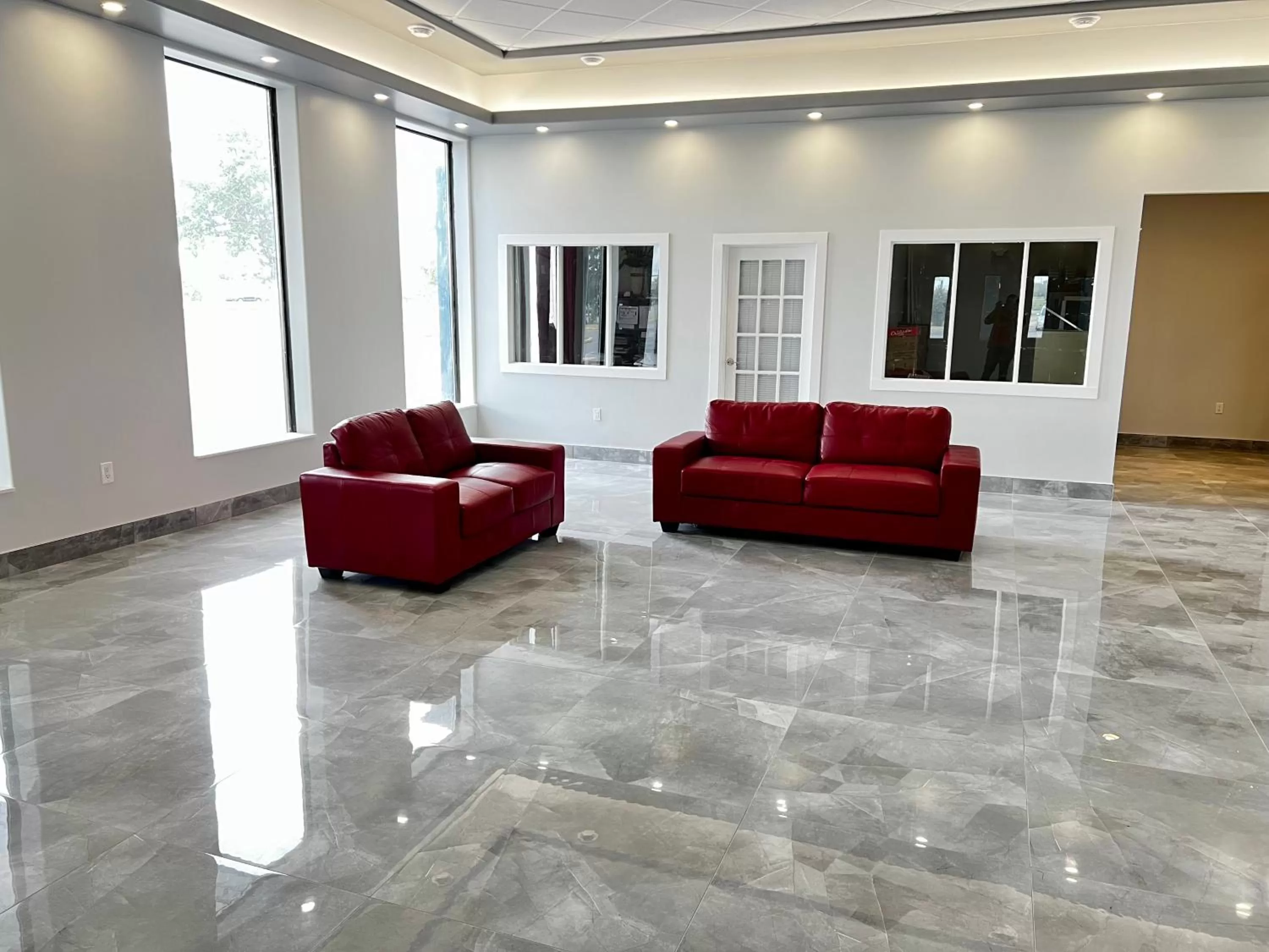 Lobby or reception in Travelodge by Wyndham Regina