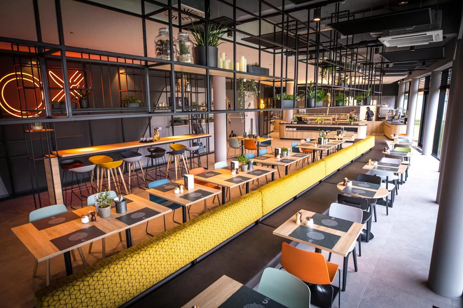 Restaurant/places to eat in ibis Wels