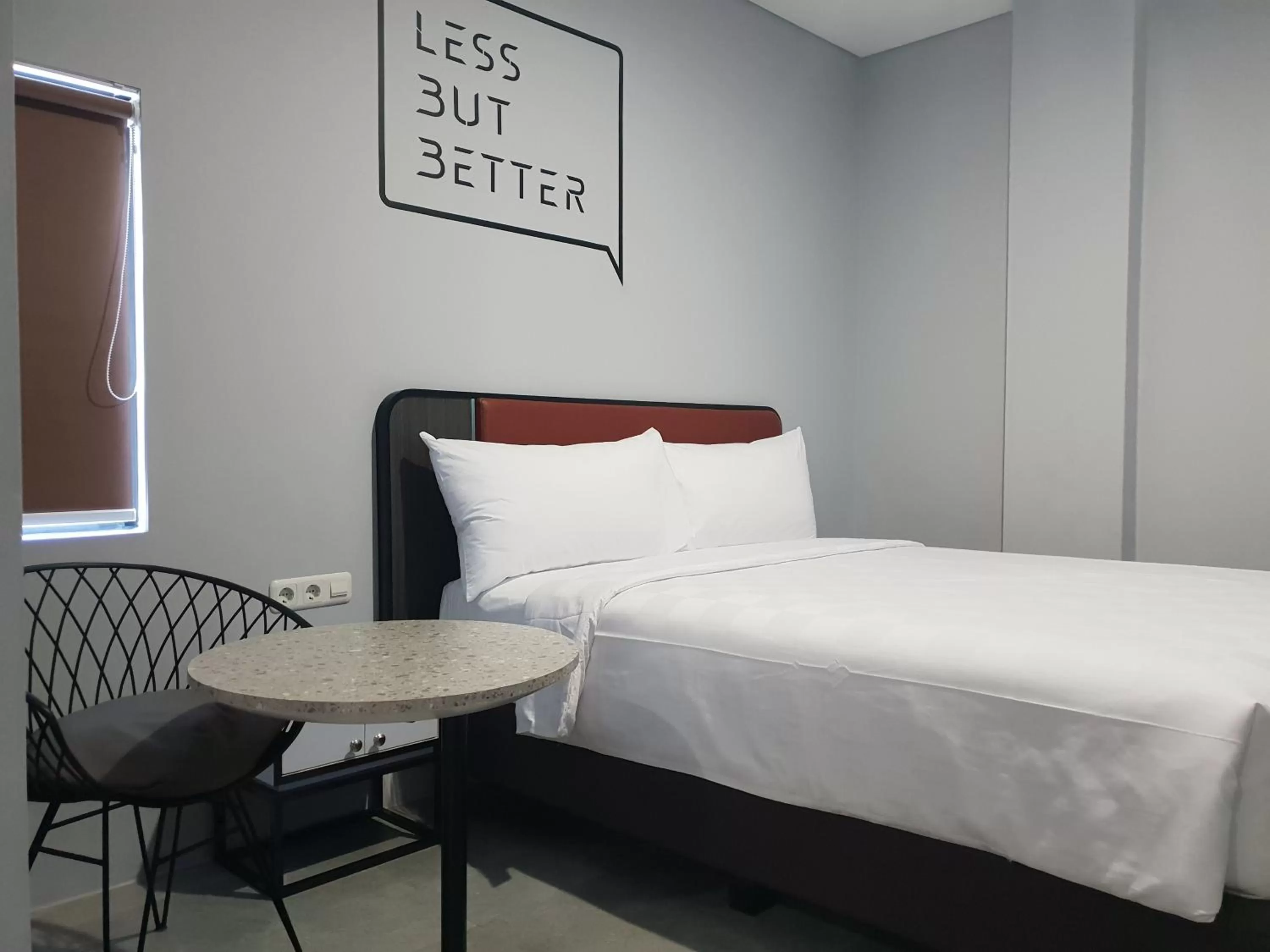 Bedroom, Bed in Sambina Prime