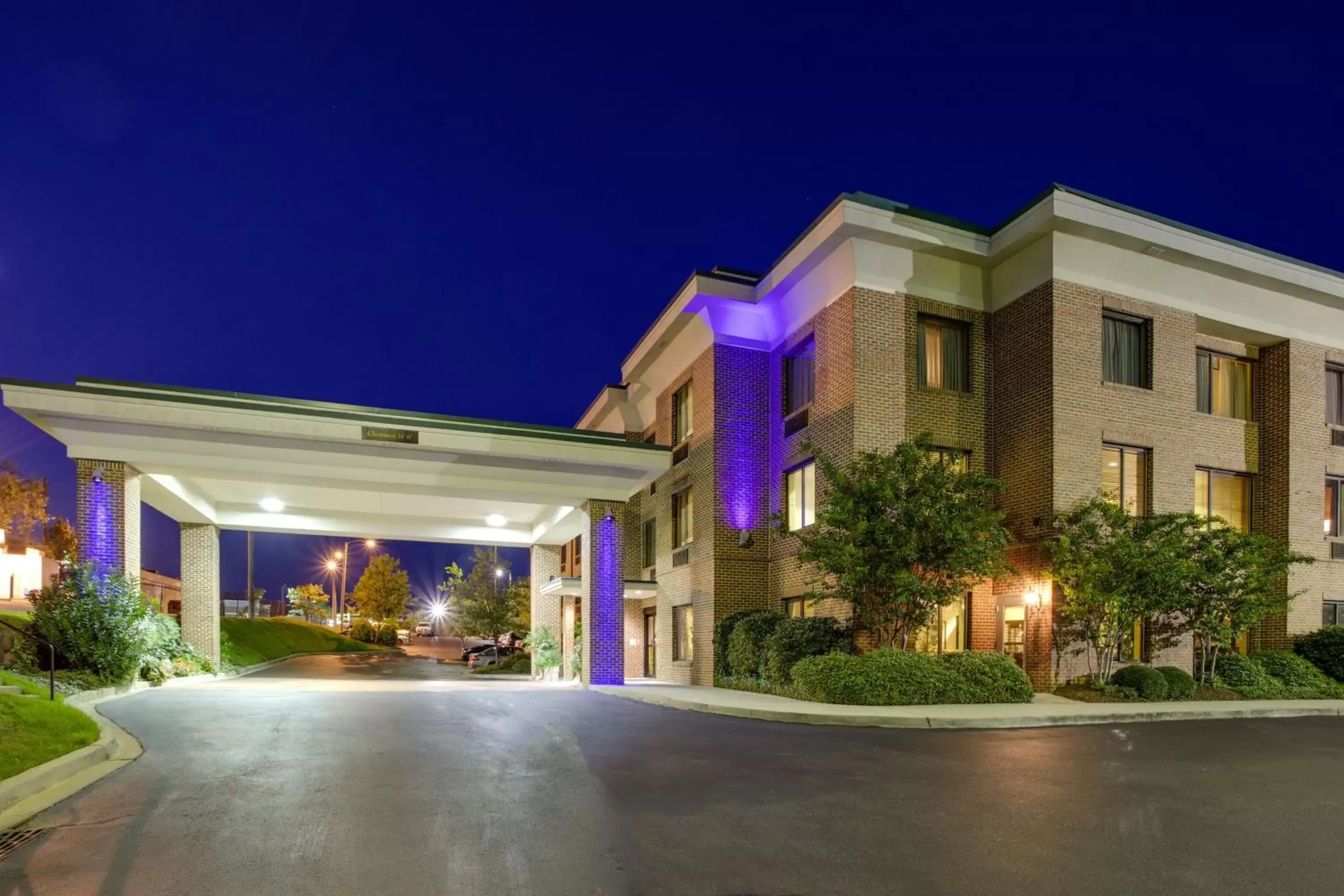 Property Building in Holiday Inn Express Hotel & Suites Columbia-I-20 at Clemson Road, an IHG Hotel