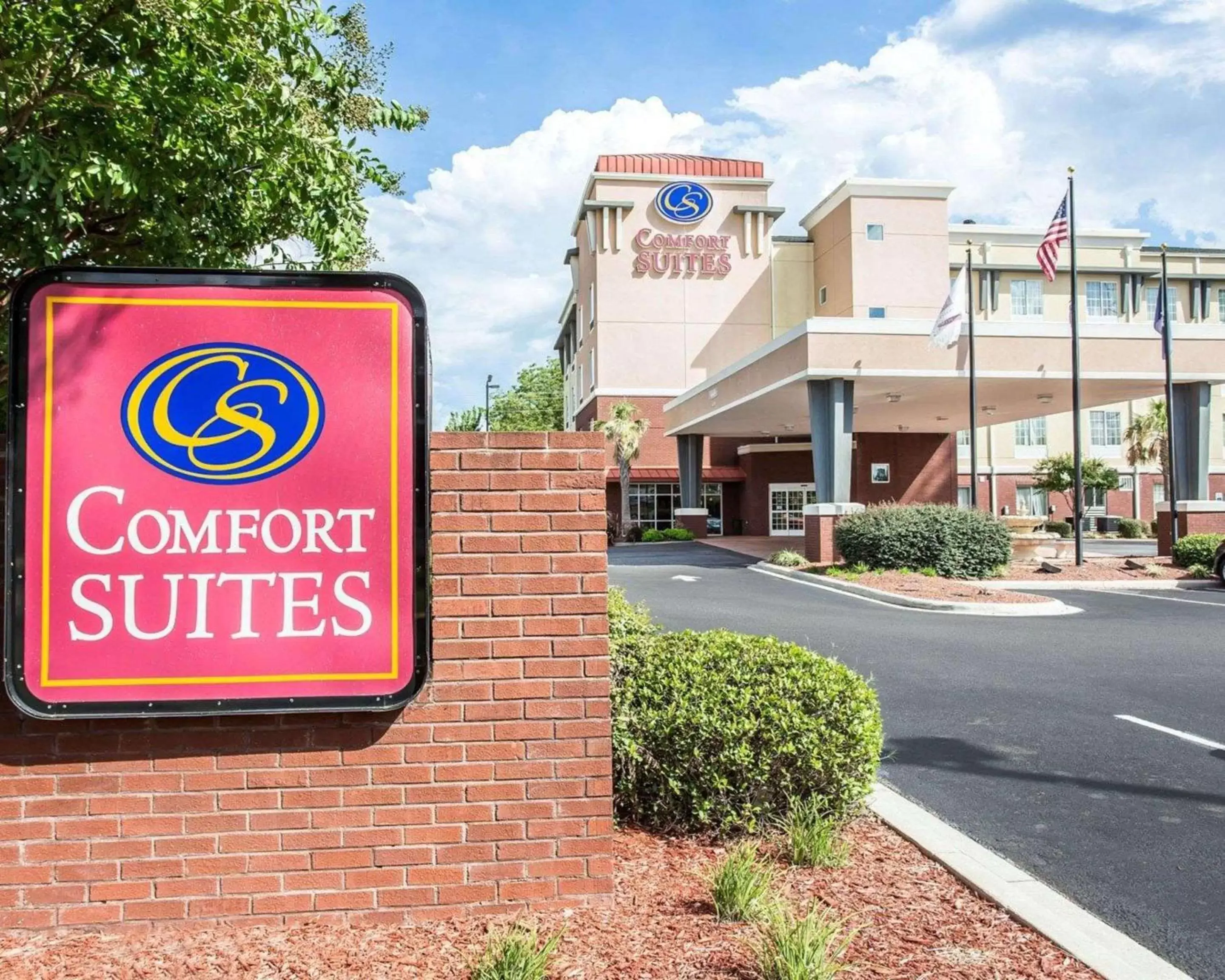 Property building, Property Logo/Sign in Comfort Suites Rock Hill Manchester Meadows Area